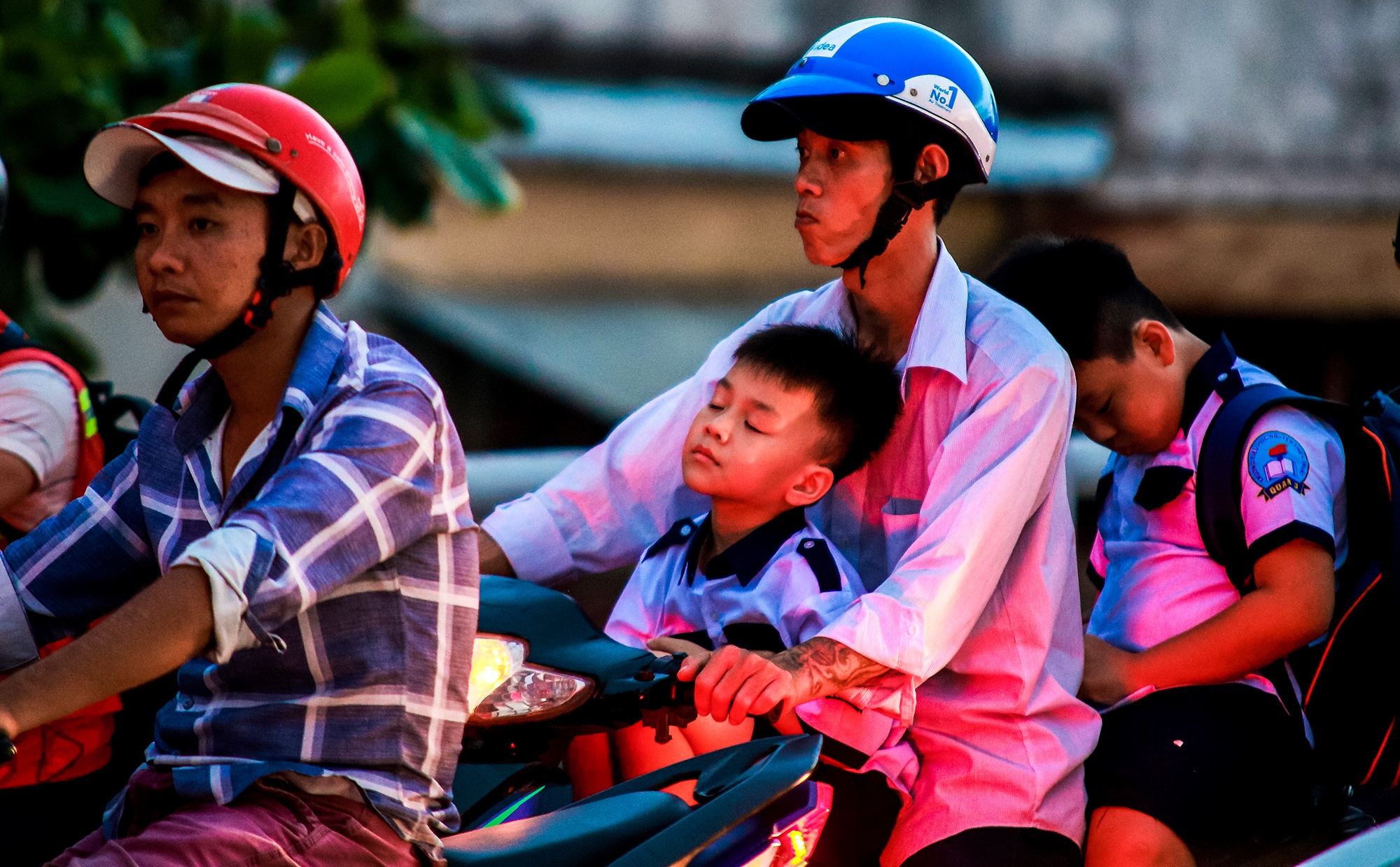 ket xe cau Chanh Hung duong Pham Hung o Sai Gon anh 9