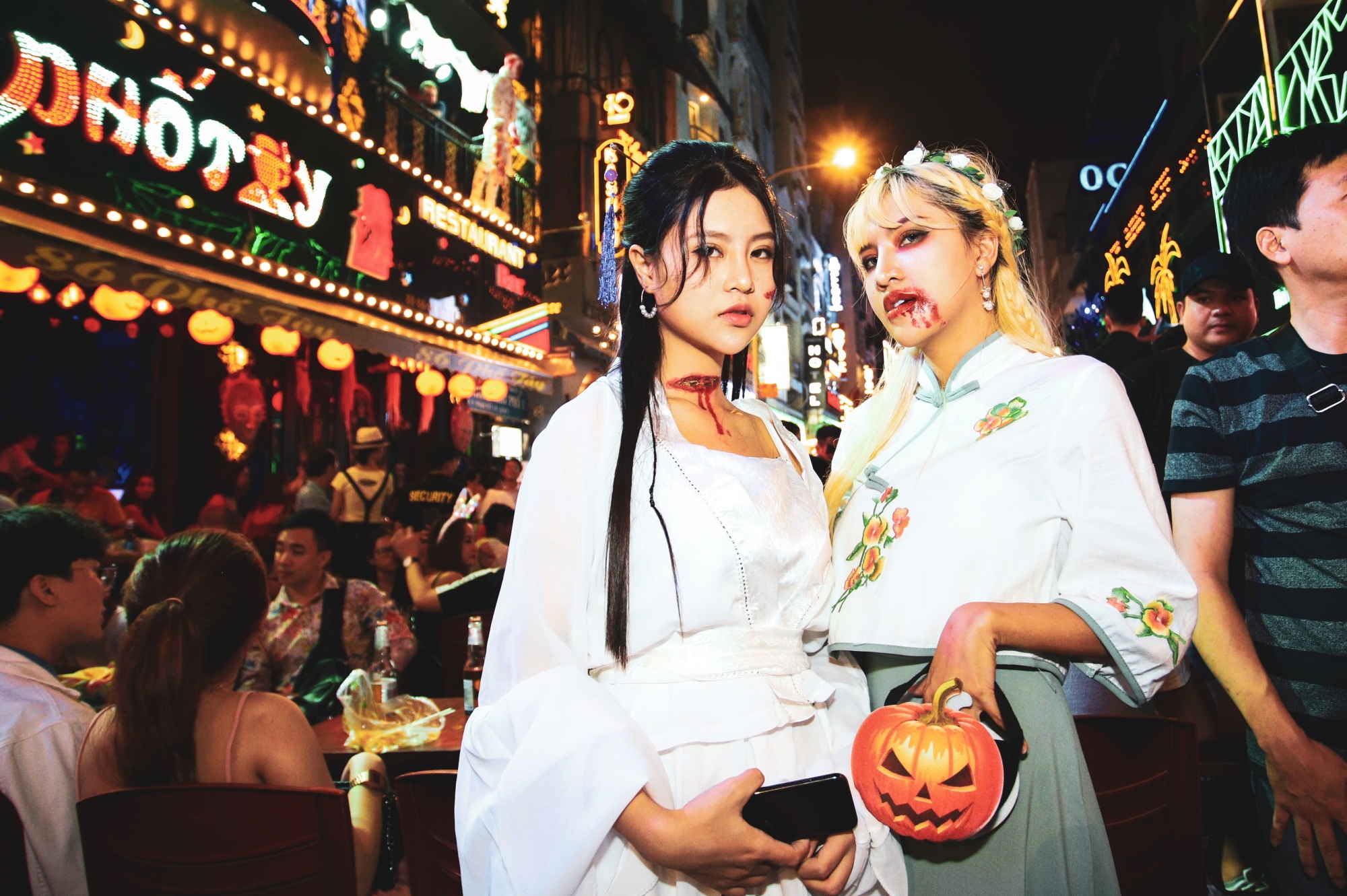Halloween o pho tay Bui Vien anh 6