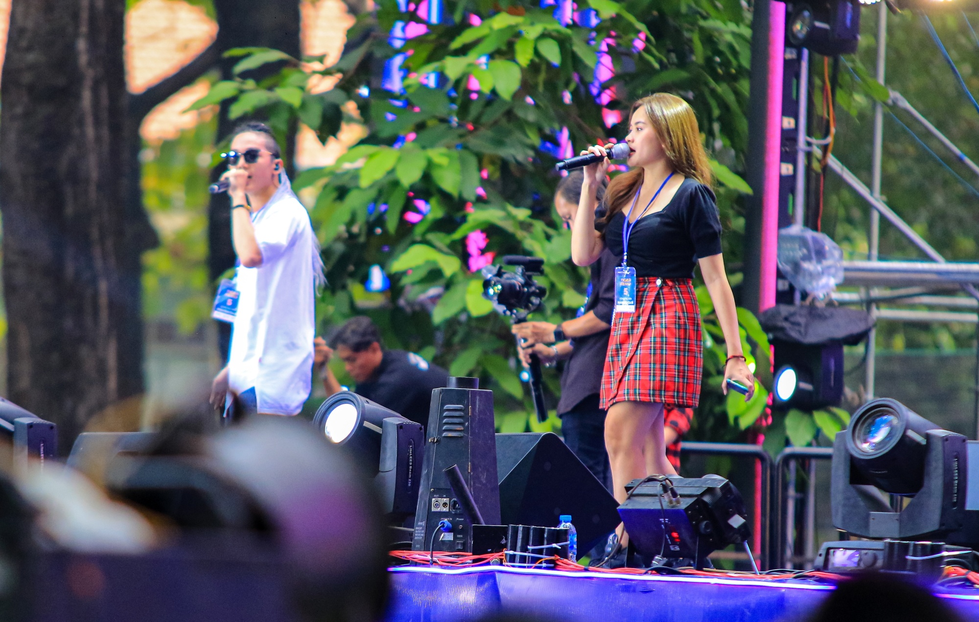 San khau hoanh trang dien ra dem dai nhac hoi cuoi nam o TP.HCM anh 7