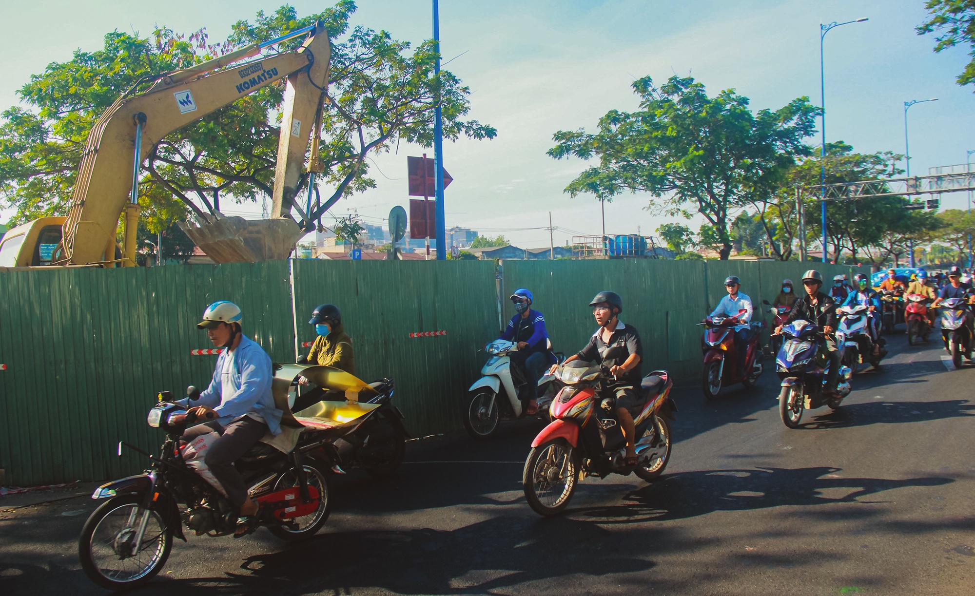 Nguoi dan TP.HCM kho so trong vong vay “lo cot” thoi diem cuoi nam. anh 2