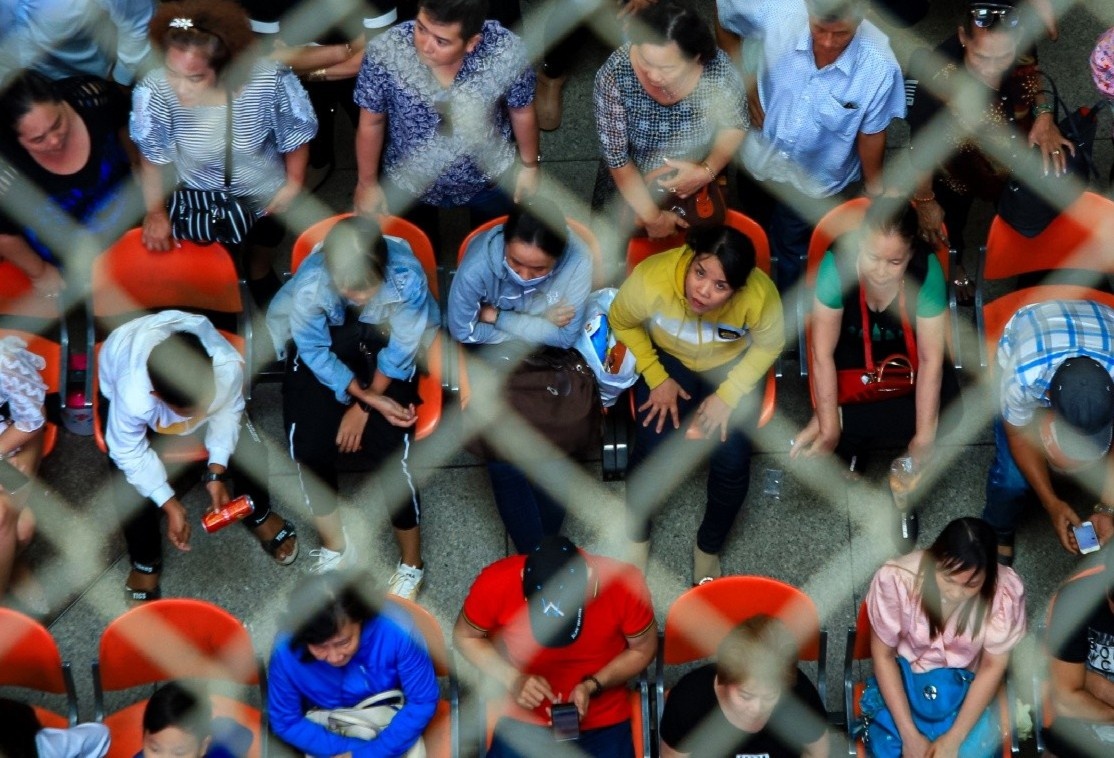 San bay Tan Son Nhat chat nich nguoi don than nhan ve que an Tet hinh anh