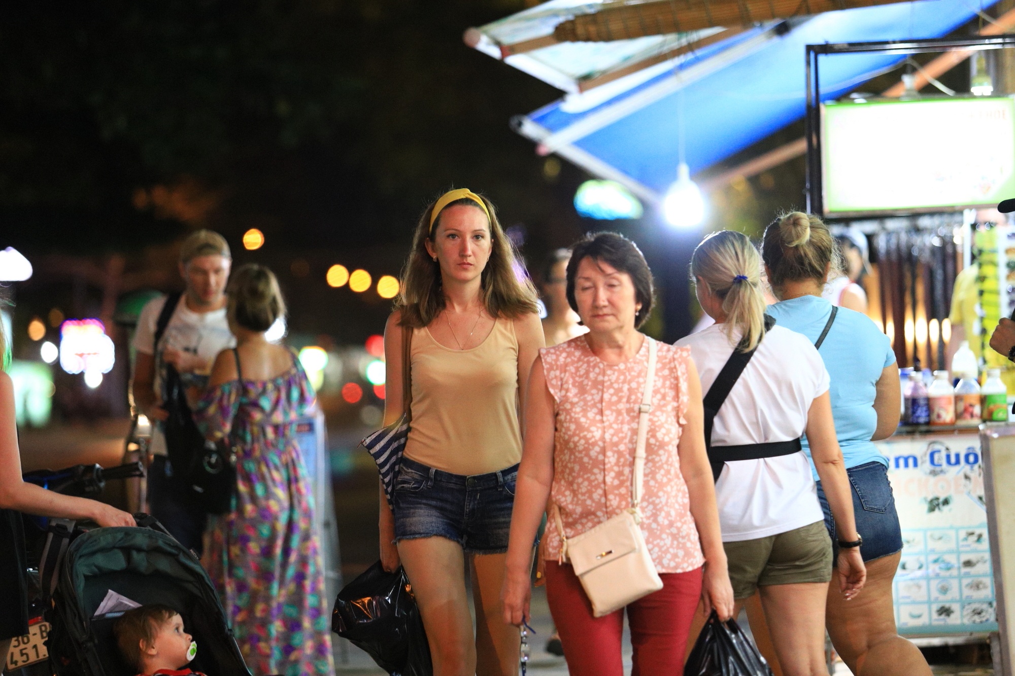 Du khach thoai mai dao choi o Mui Ne anh 9