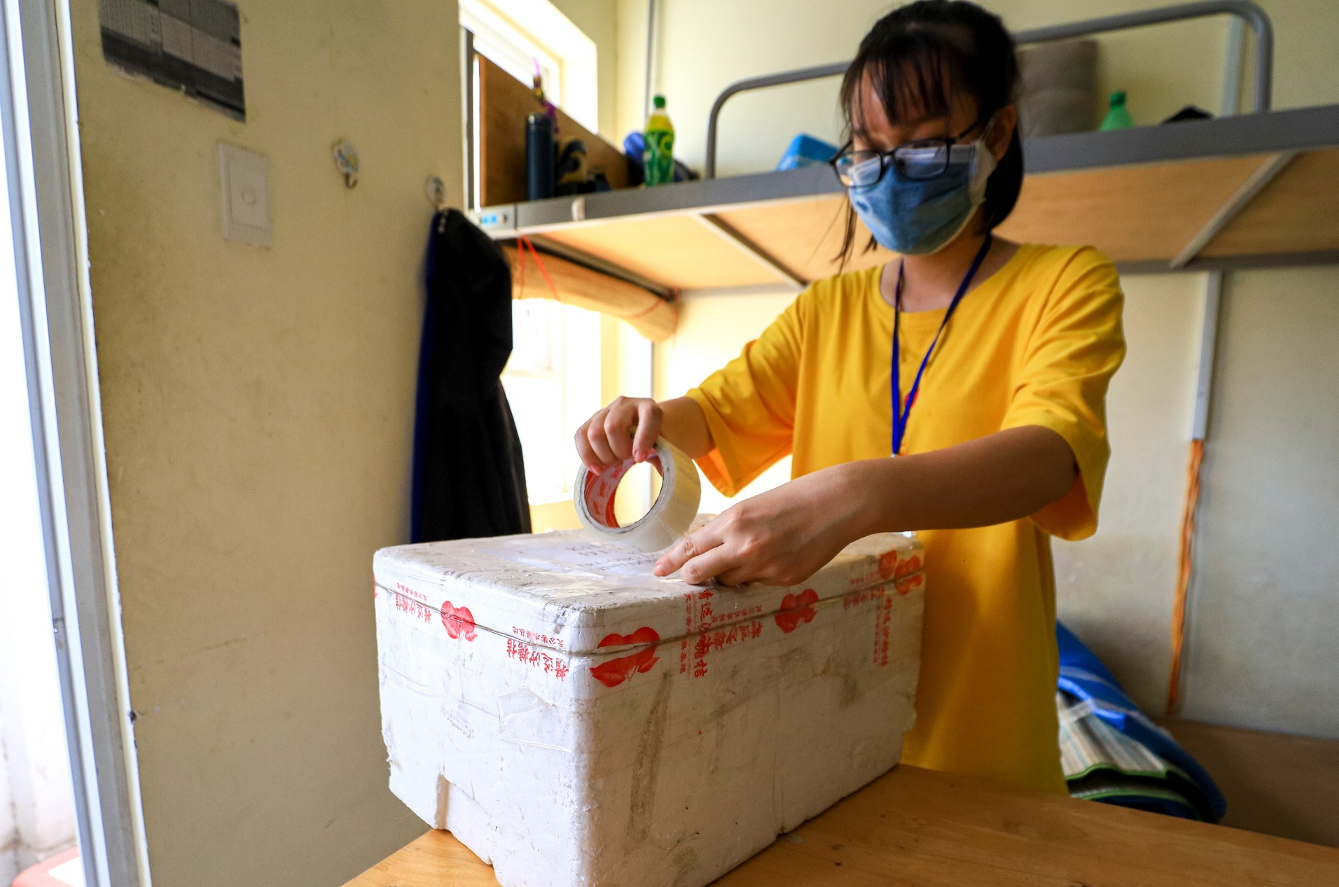 ky tuc xa don nguoi cach ly anh 5