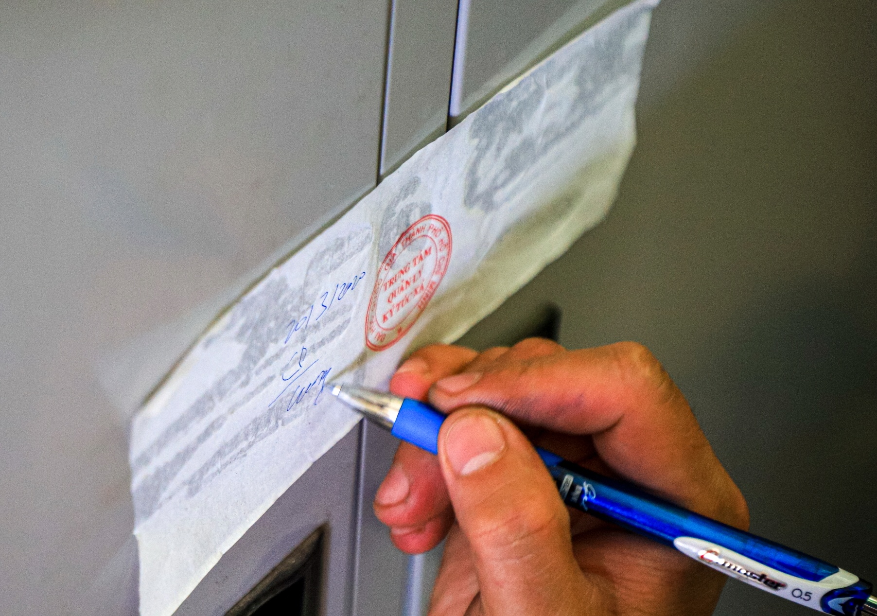 ky tuc xa don nguoi cach ly anh 6