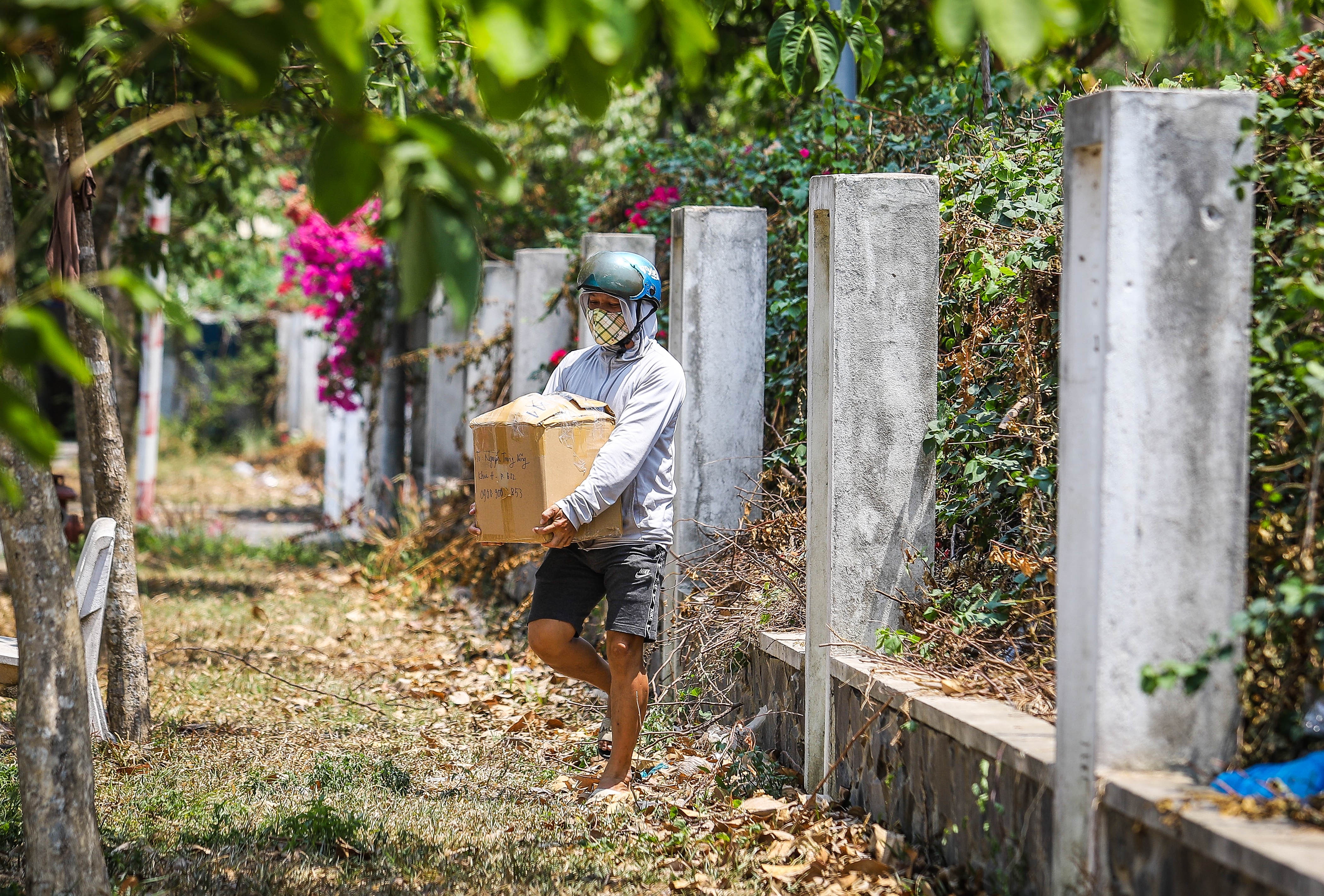 Khu cach ly KTX DH Quoc Gia anh 7