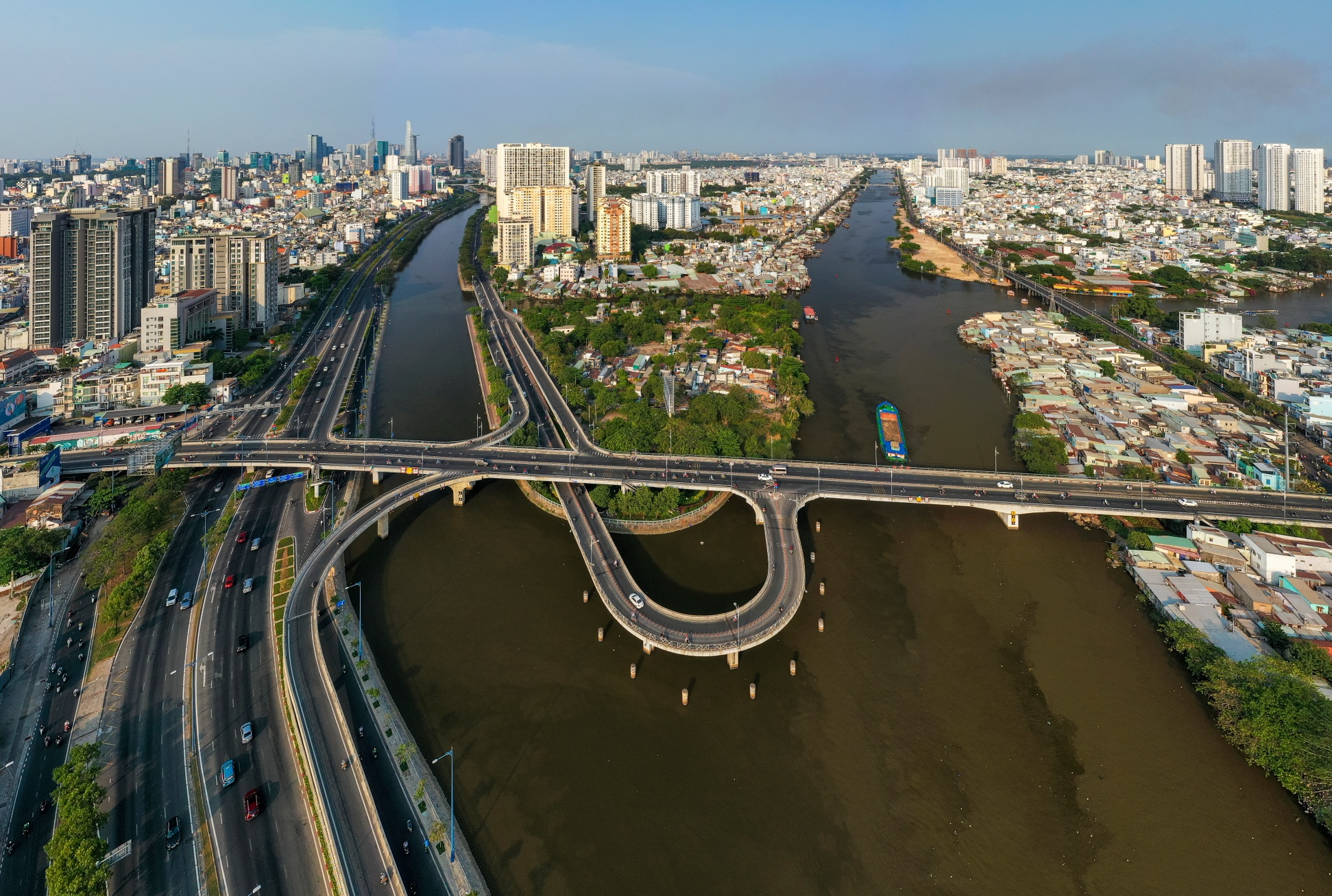 TP.HCM phat trien anh 11