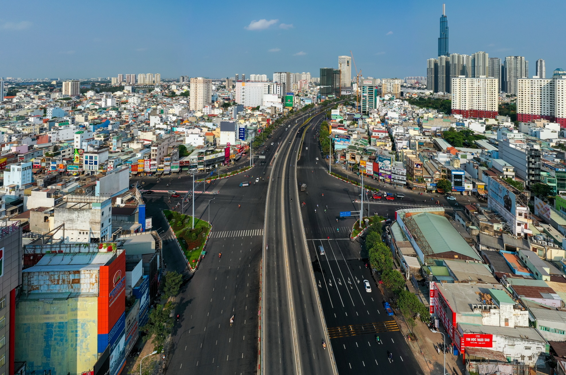 TP.HCM phat trien anh 13