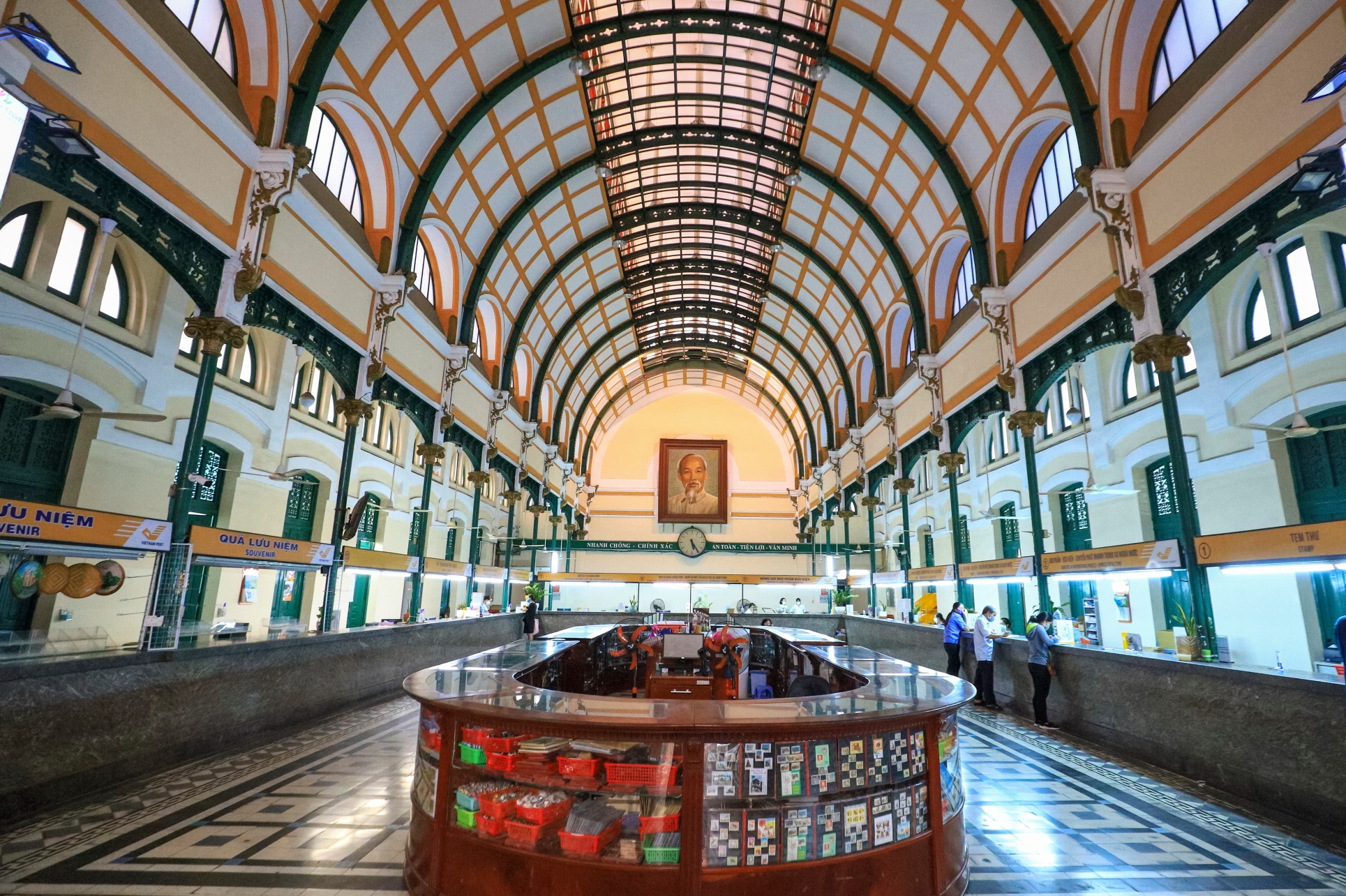 Vang lang,  cach ly toan xa hoi,  TP.HCM anh 8