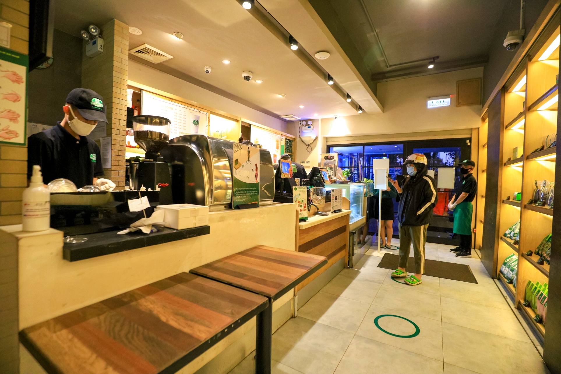 Vang lang,  cach ly toan xa hoi,  TP.HCM anh 10