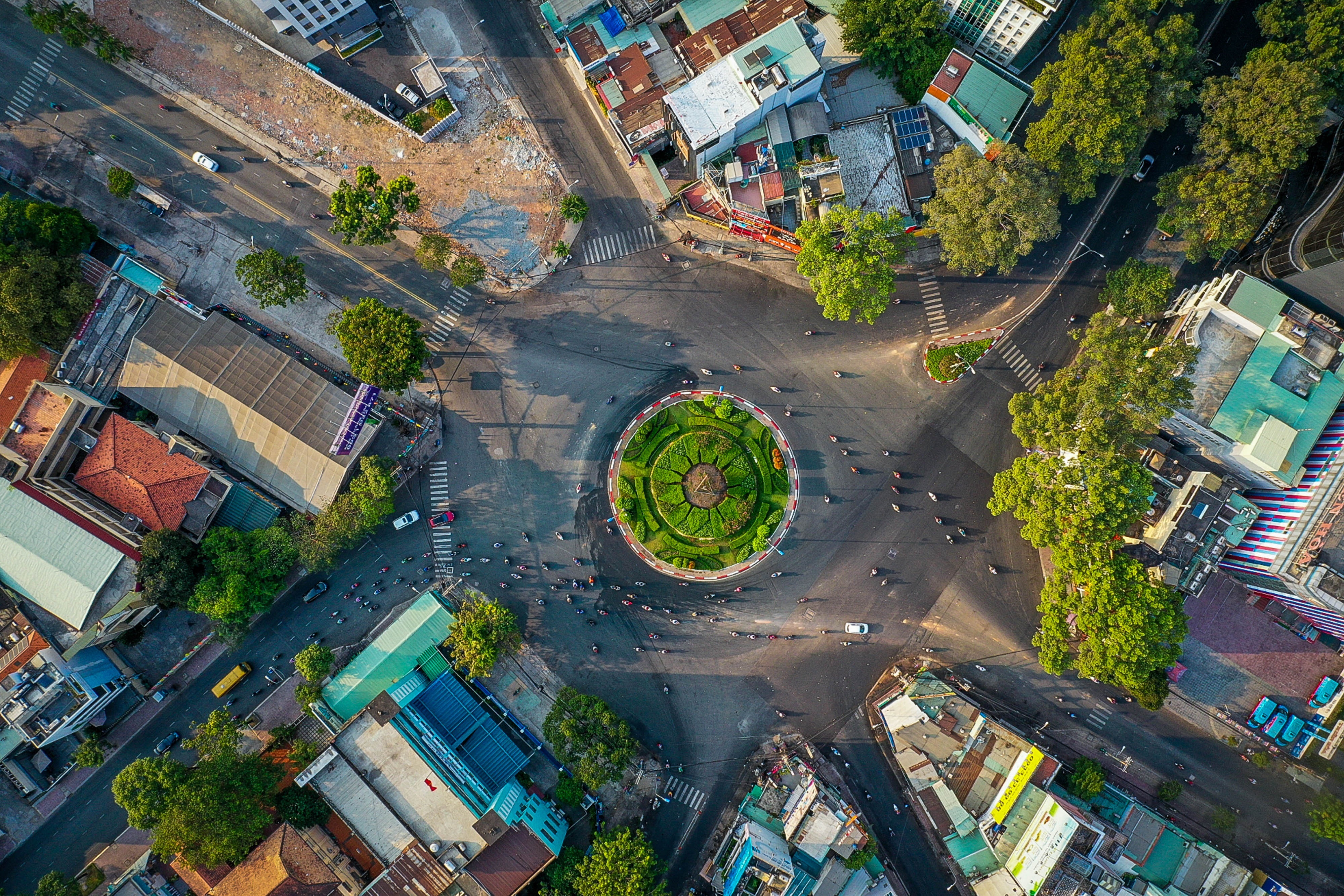 TP.HCM cach ly xa hoi anh 25