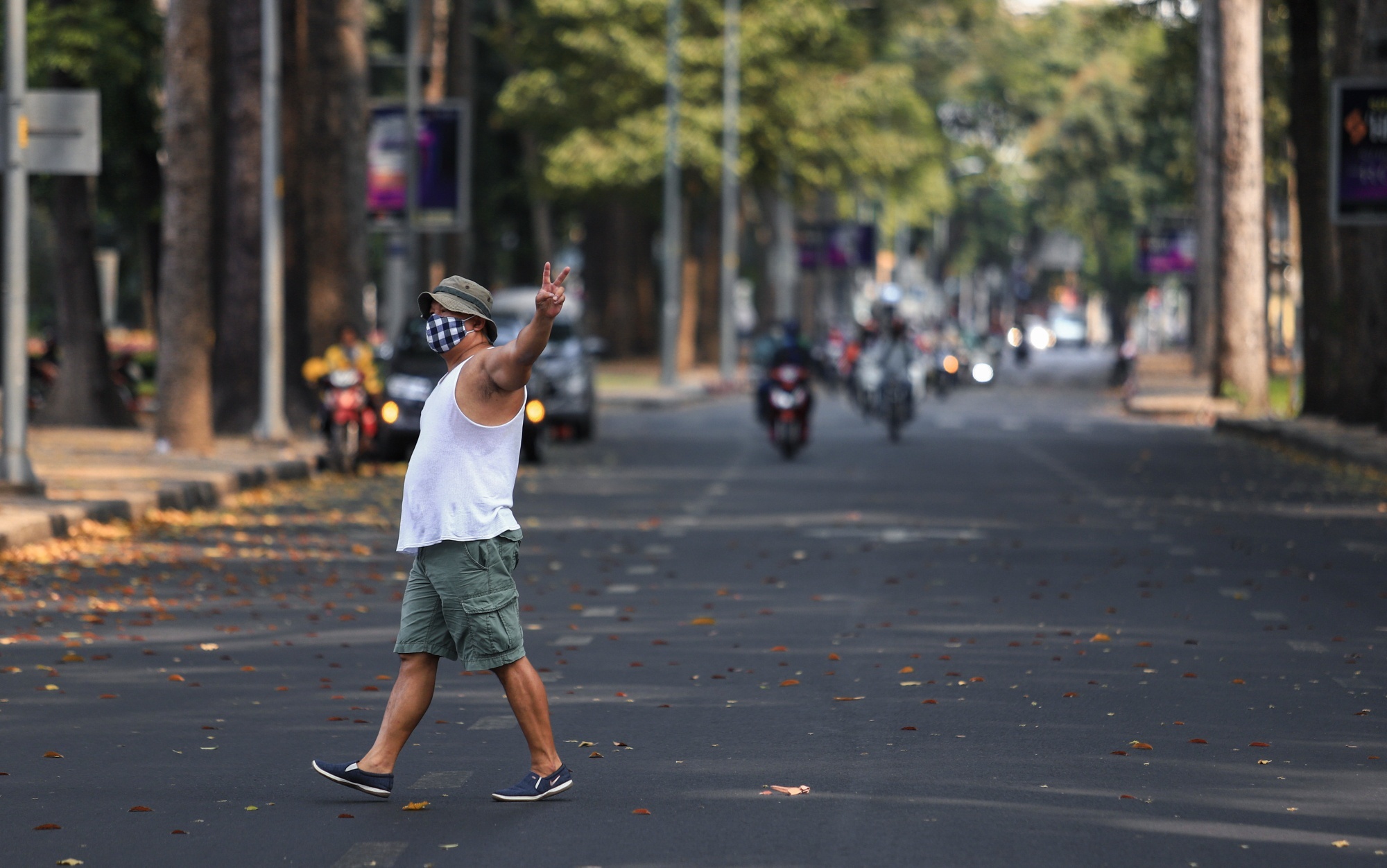 TP.HCM cach ly xa hoi anh 6