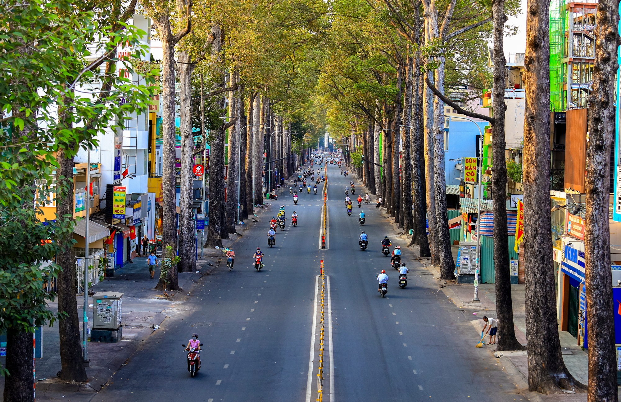 TP.HCM cach ly xa hoi anh 1