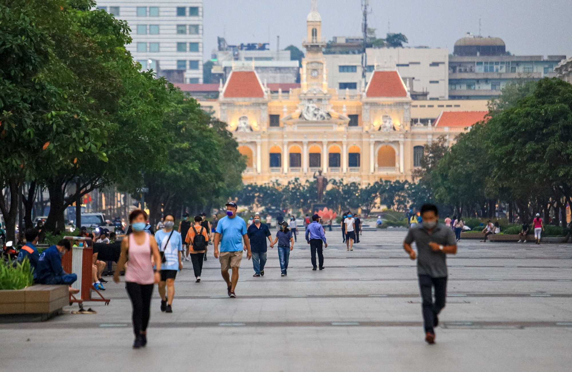 Cach ly xa hoi o TP.HCM anh 18