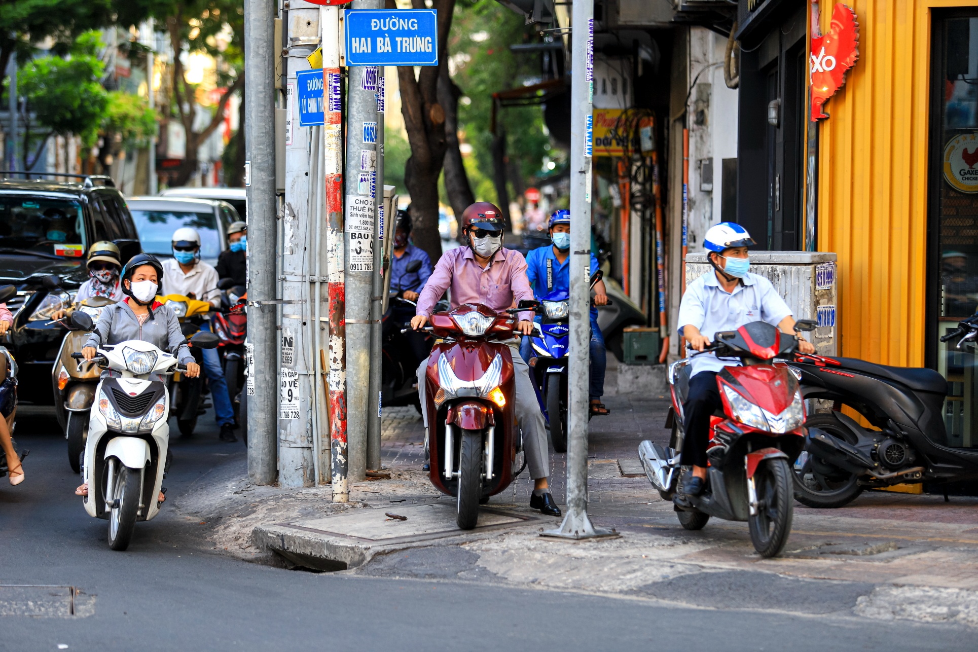 Ket xe o Sai Gon anh 6