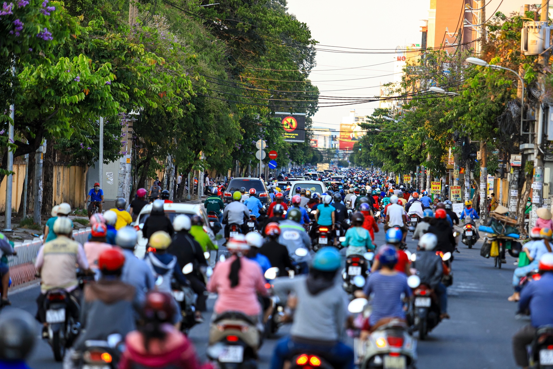 Ket xe o Sai Gon anh 1