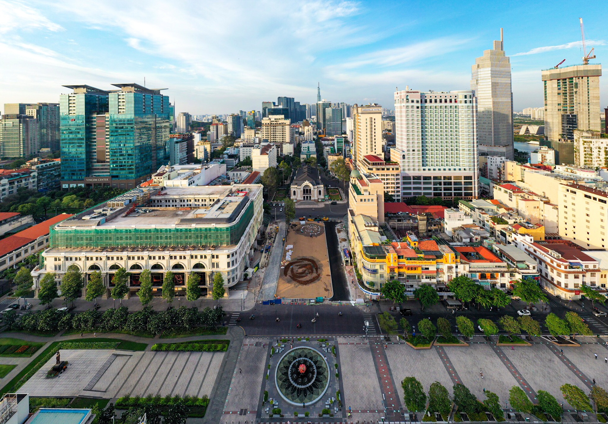 Rao chan Ga Nha hat Thanh pho sap duoc thao do truoc 30-4 anh 1