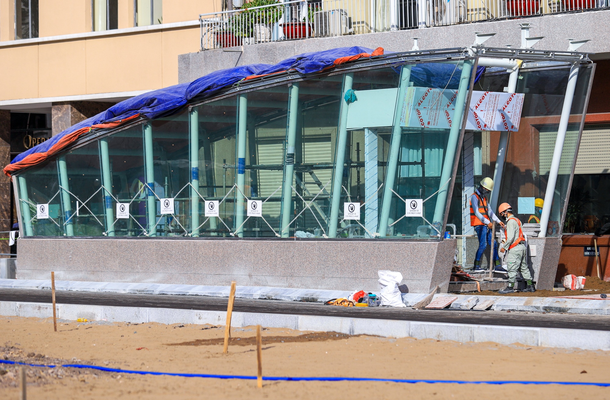 Rao chan Ga Nha hat Thanh pho sap duoc thao do truoc 30-4 anh 5