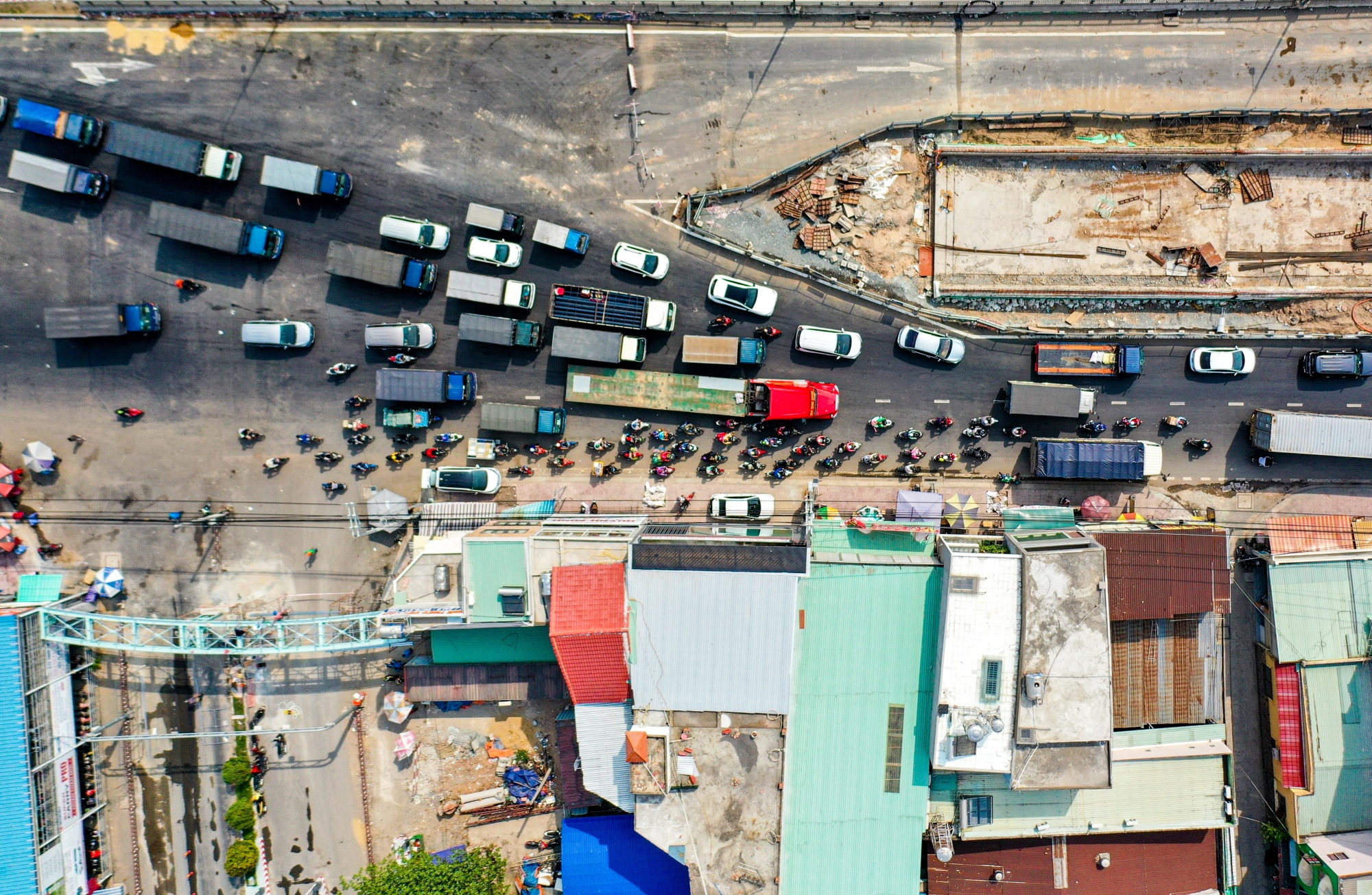 Ket xe cua ngo tay bac TP.HCM anh 2