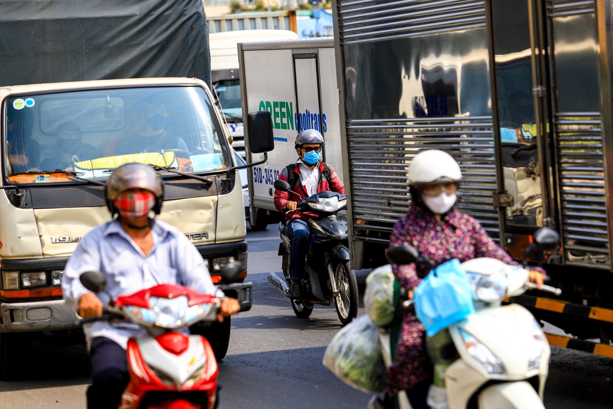 Ket xe cua ngo tay bac TP.HCM anh 5