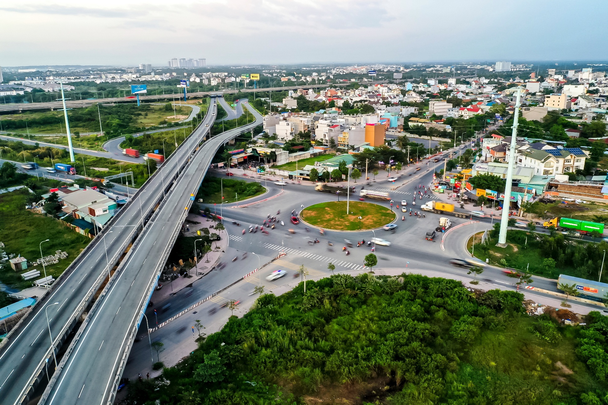 TP.HCM phat trien anh 10