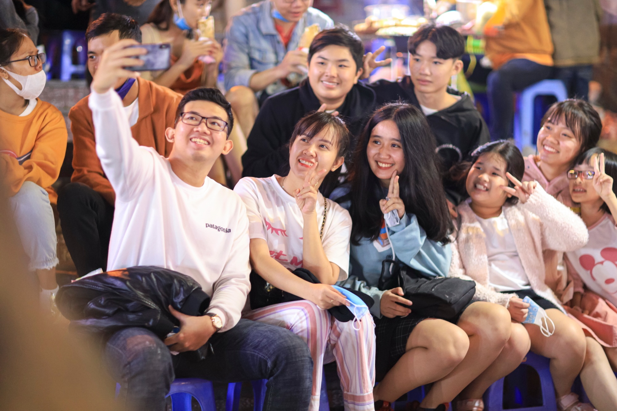 Hang nghin nguoi chen chuc cho dem Da Lat le 30-4 anh 5