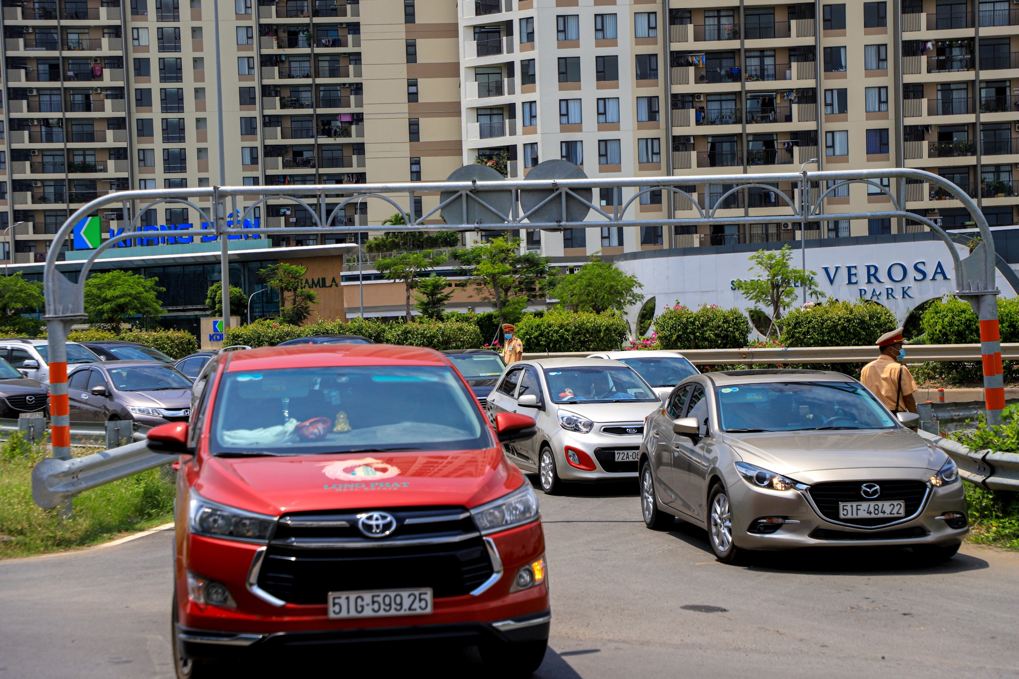 Ket xe cao toc TP.HCM - Long Thanh - Dau Giay anh 7