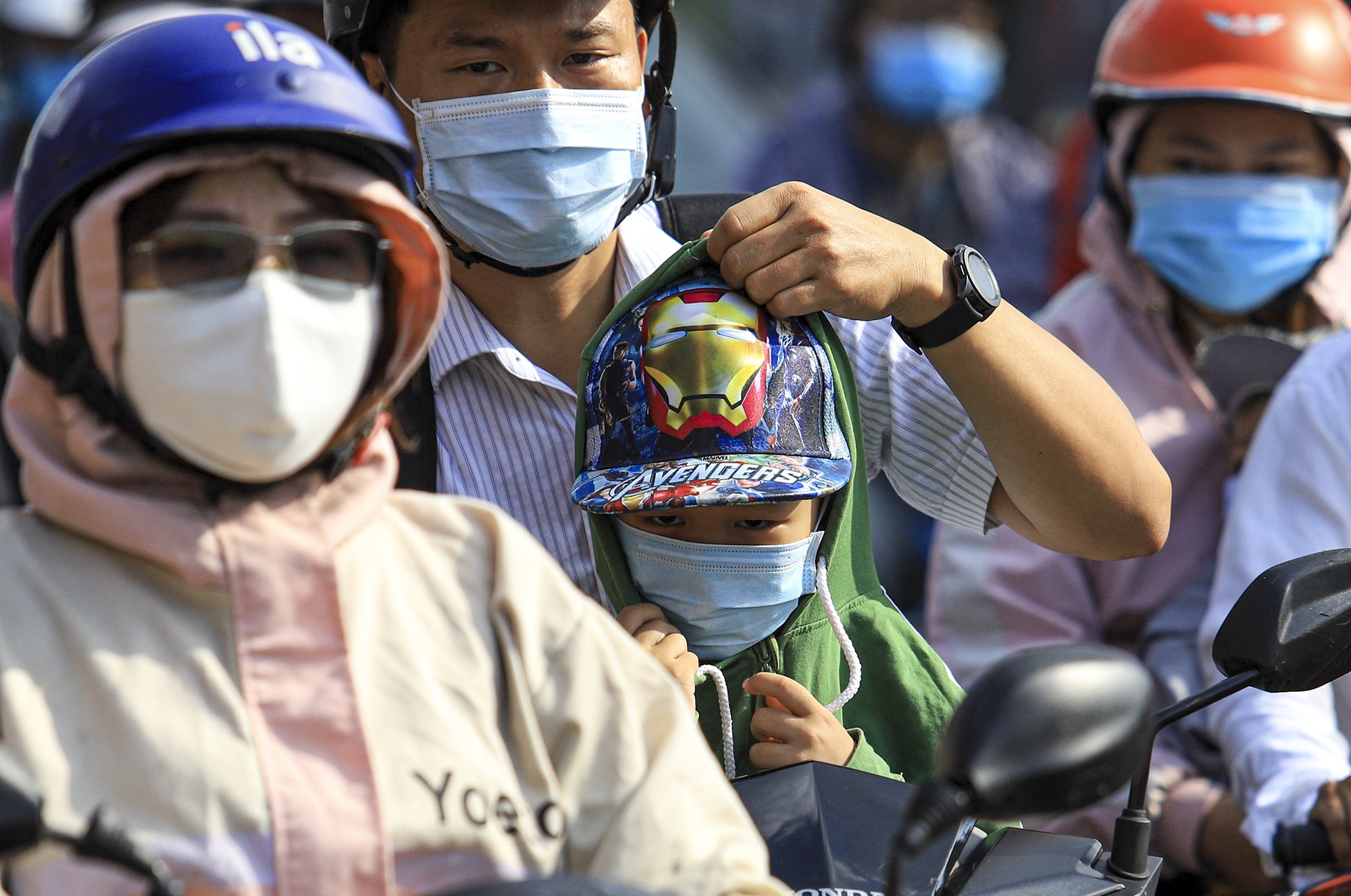 duong Ha Noi tac khap noi anh 16