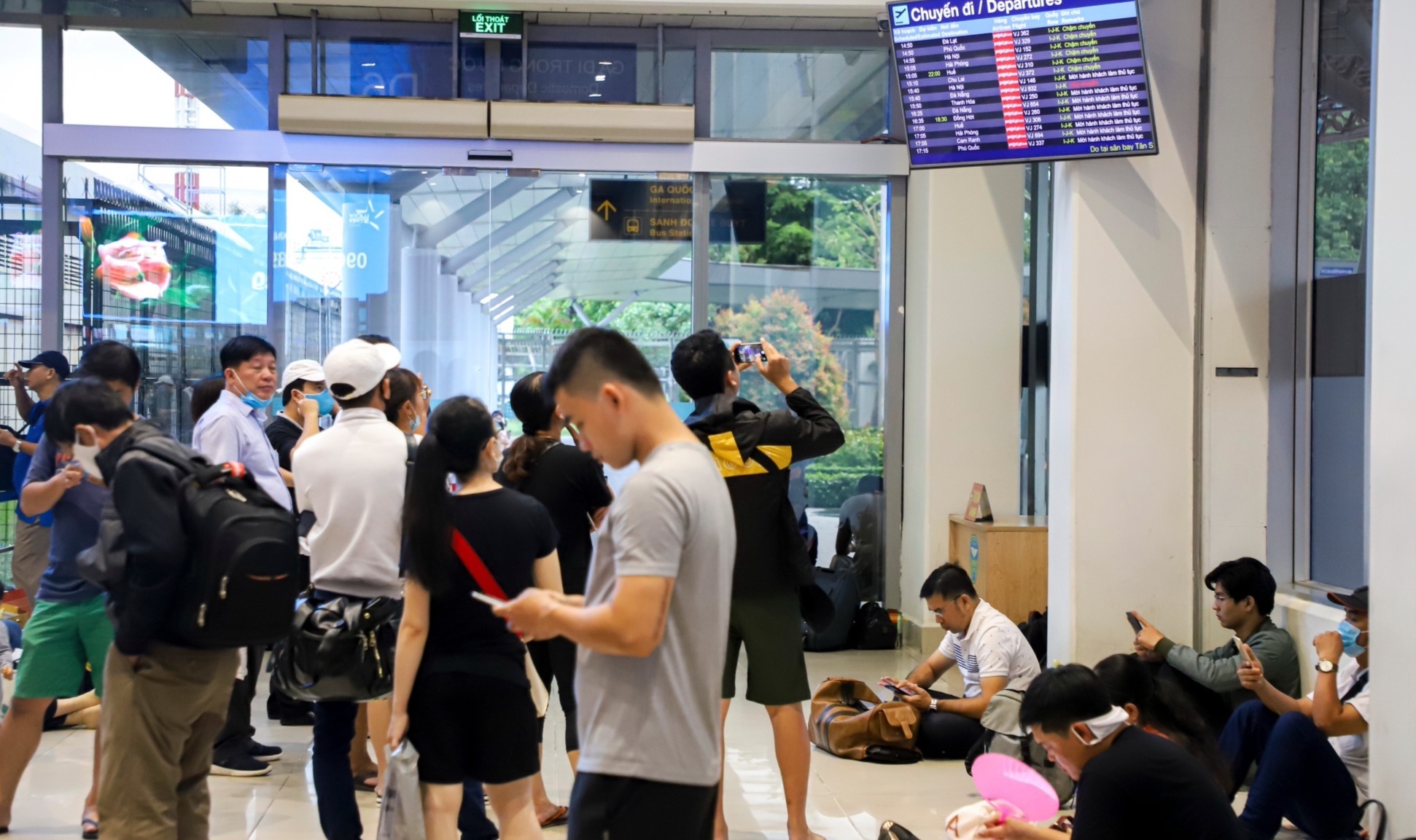 May bay VietJet truot duong bang anh 3