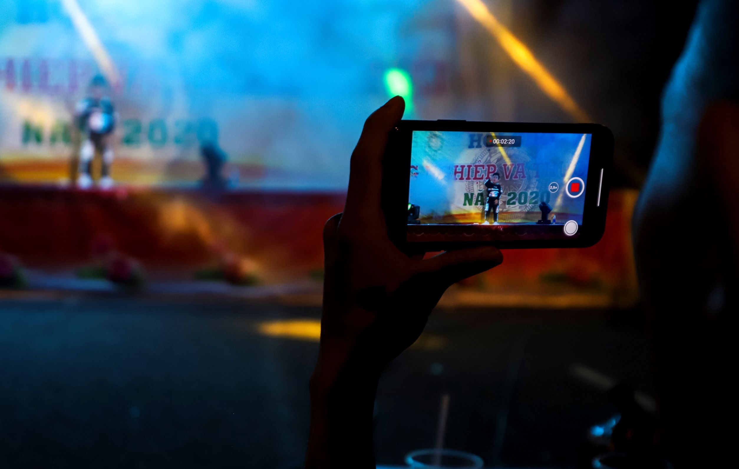 Tin Tin di dien hoi cho anh 18