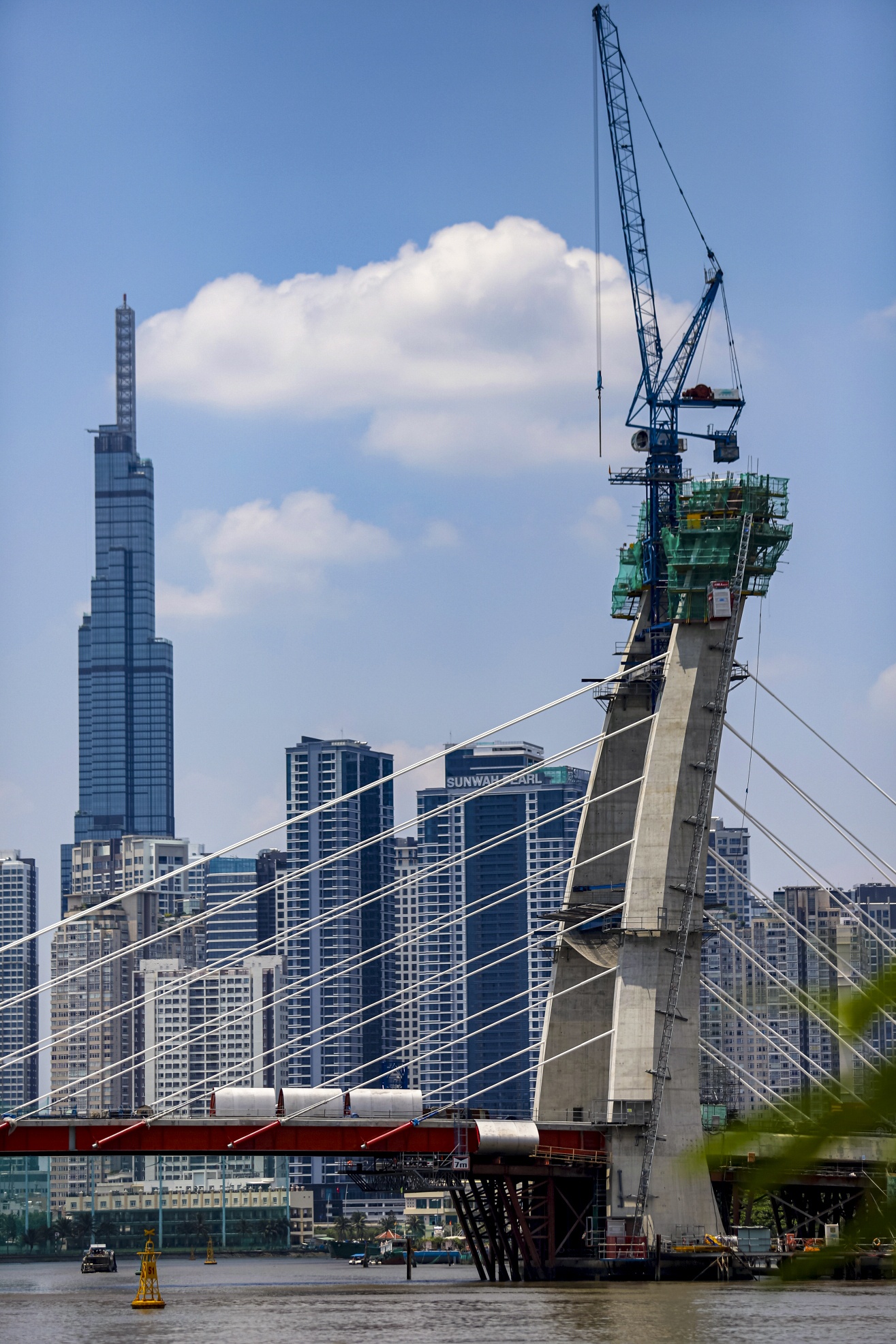 Cau Thu Thiem 2 dung thi cong anh 5