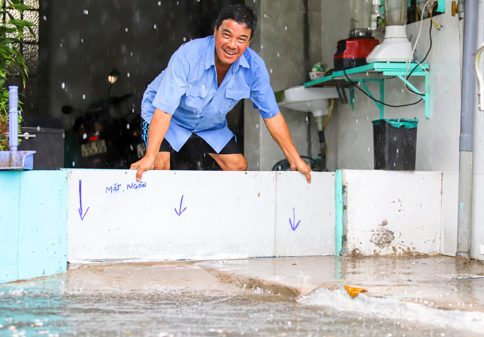 Duong pho Thu Duc ngap sau mua lon anh 8