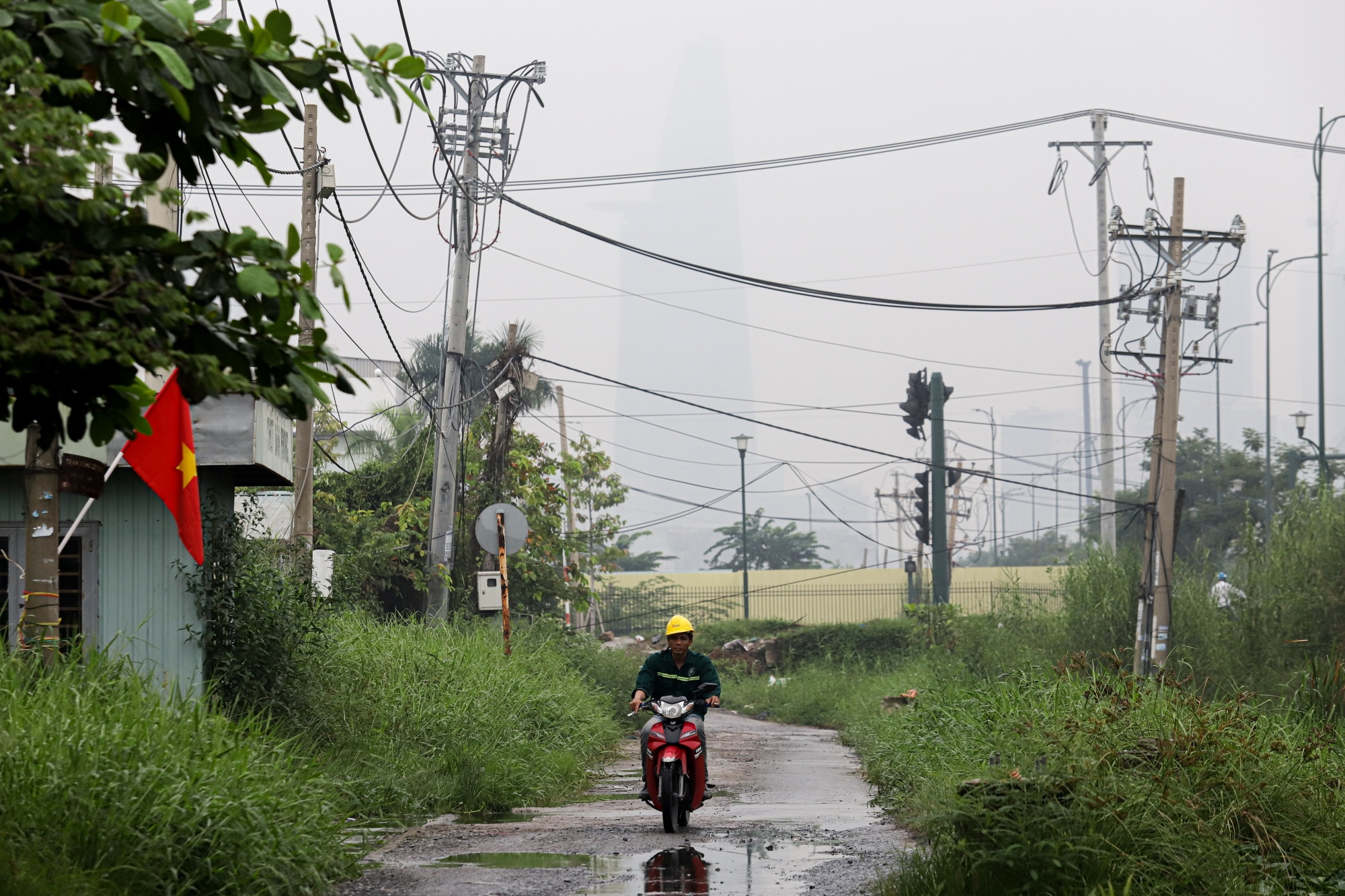 TP.HCM trong ngay khong khi co hai anh 9