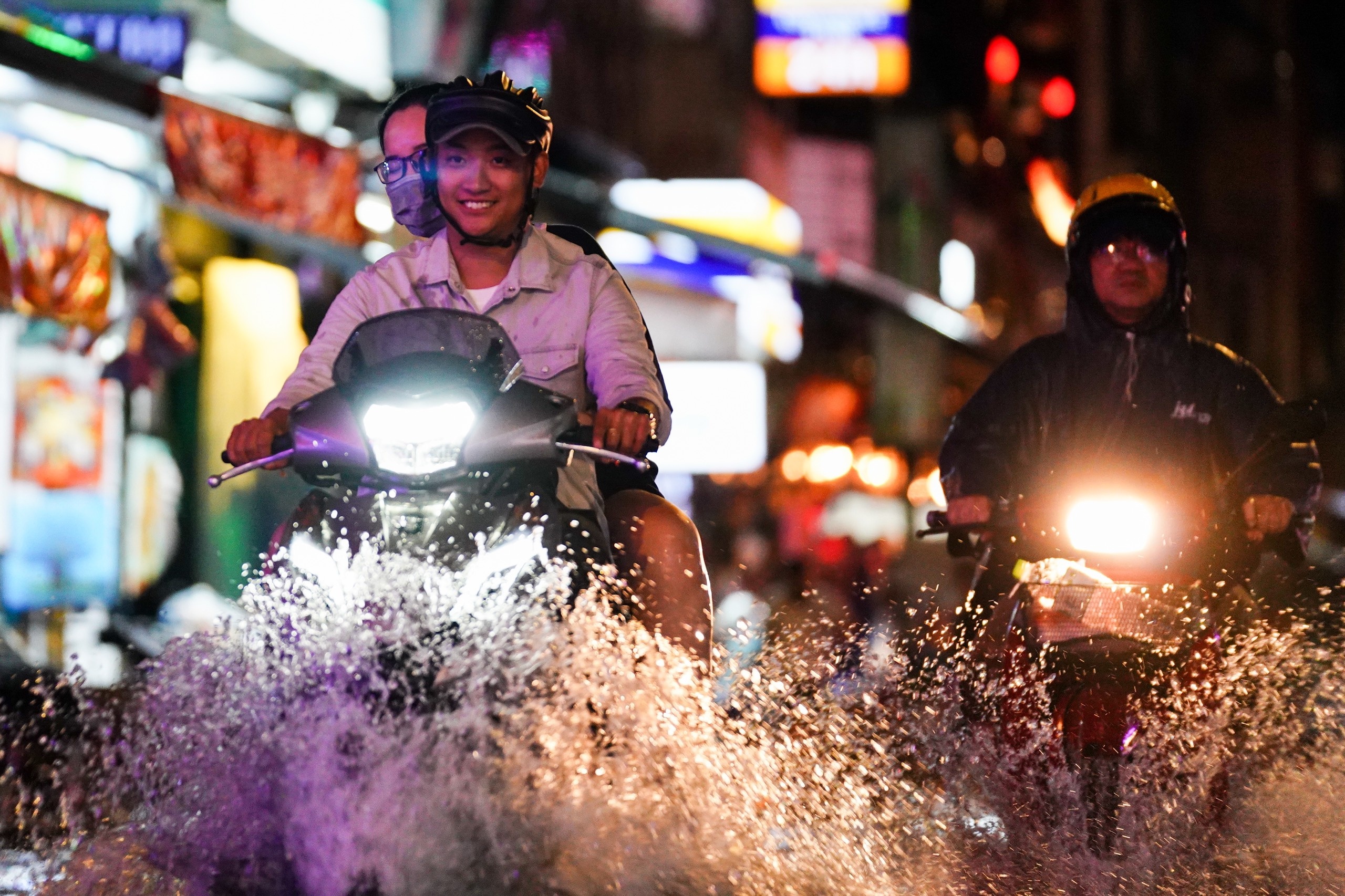 duong truong cong dinh ngap sau sau mua anh 9