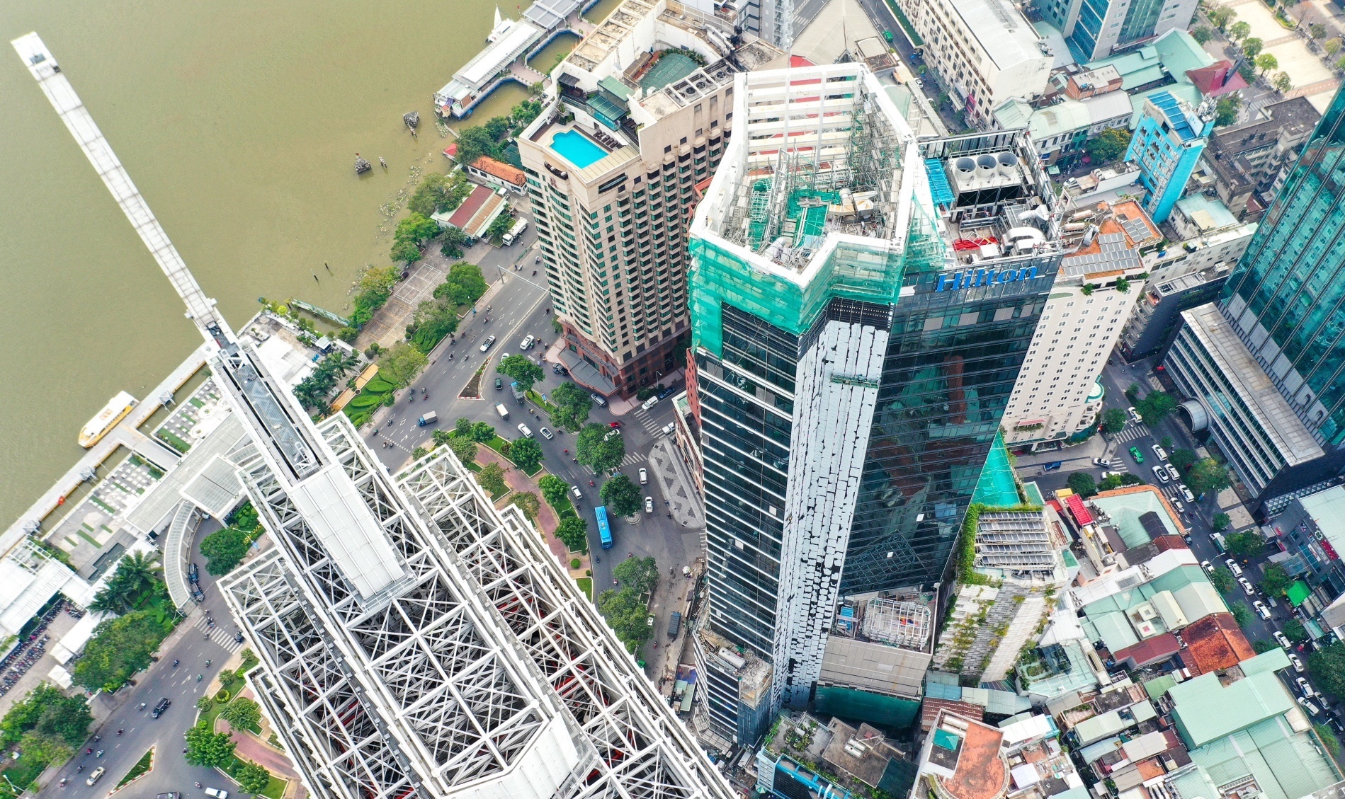 Ra soat phap ly du an khach san Hilton Saigon anh 7