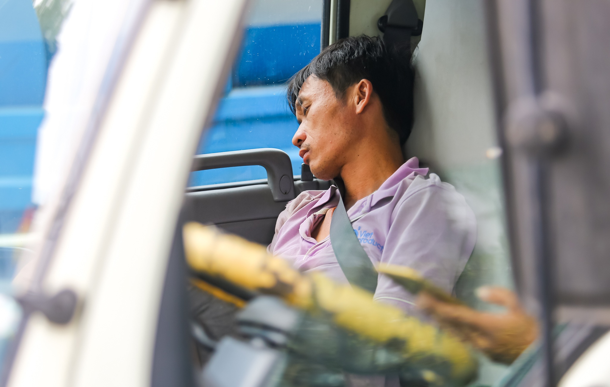 Xe co ket hang chuc km xa lo Ha Noi anh 7