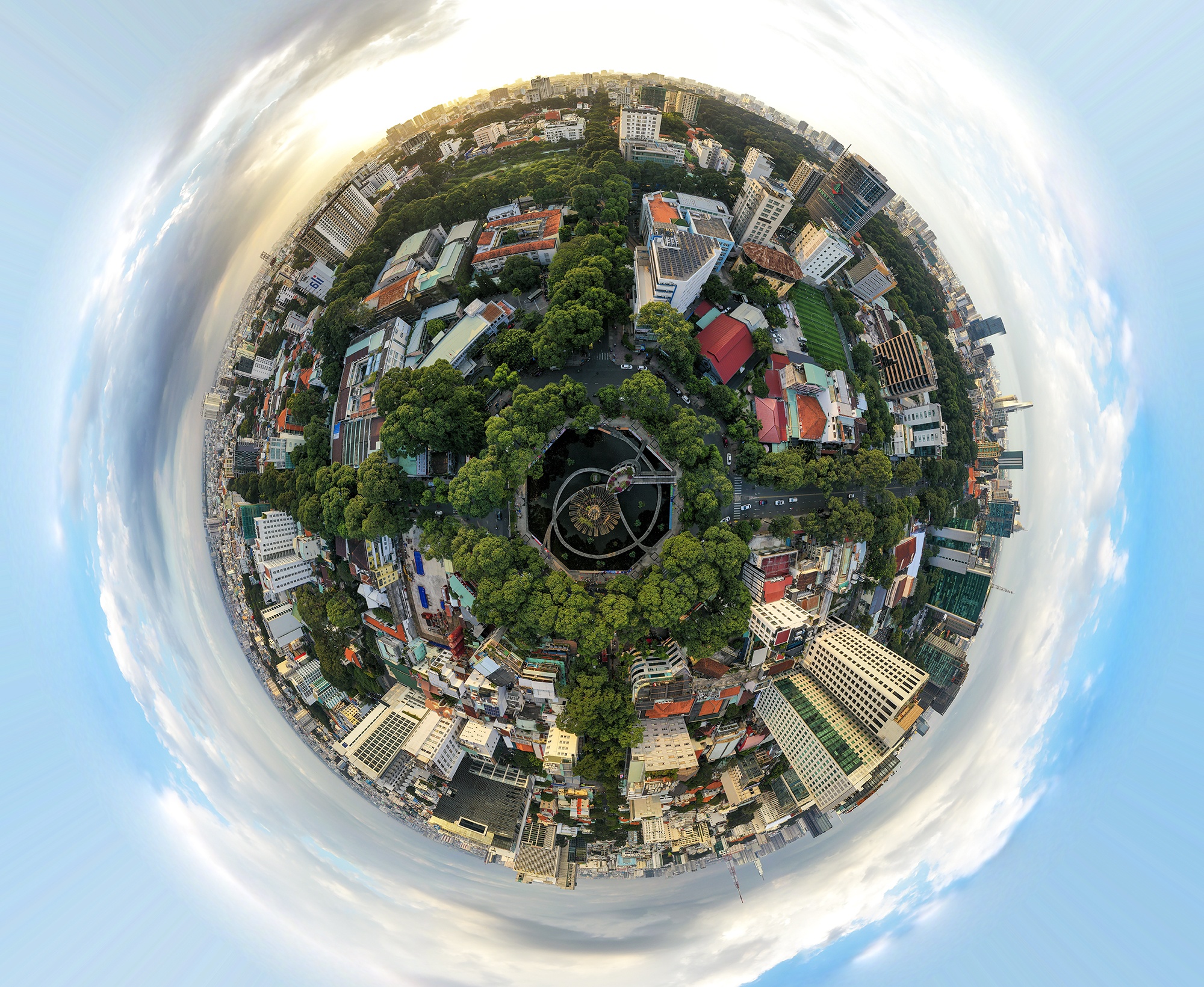 Toan canh ho Con Rua truoc khi duoc cai tao thanh pho di bo hinh anh