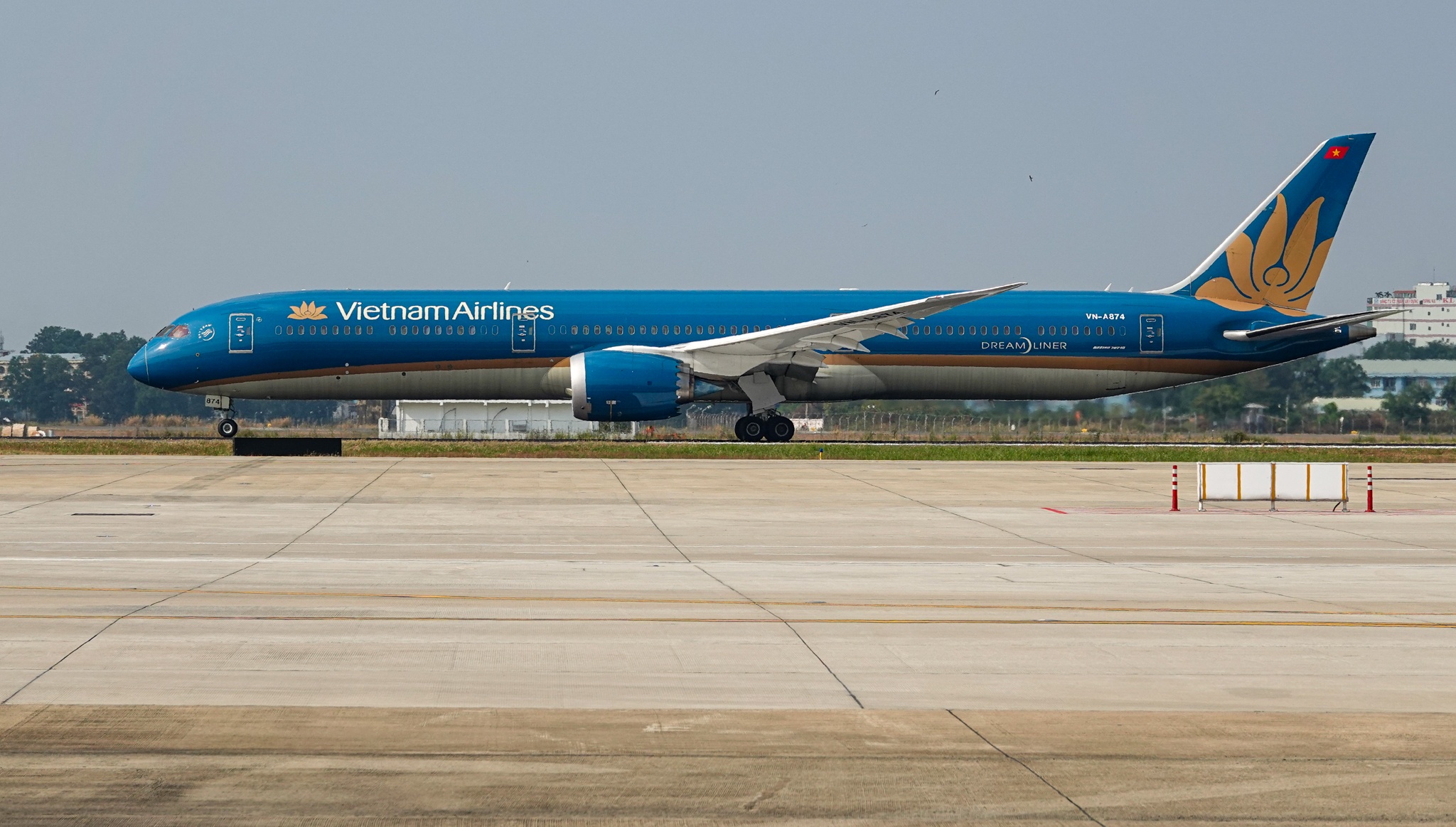 duong bang 25R cua san bay Tan Son Nhat anh 9