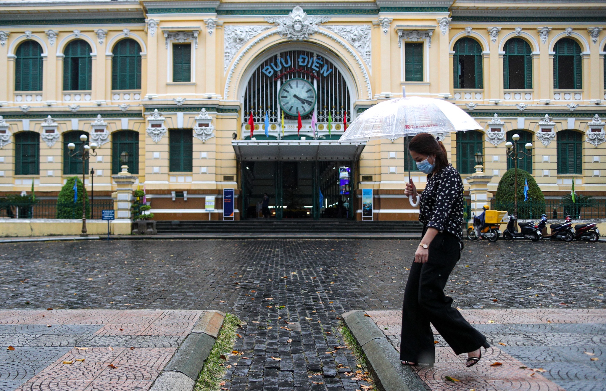 mua trai mua tphcm anh 4