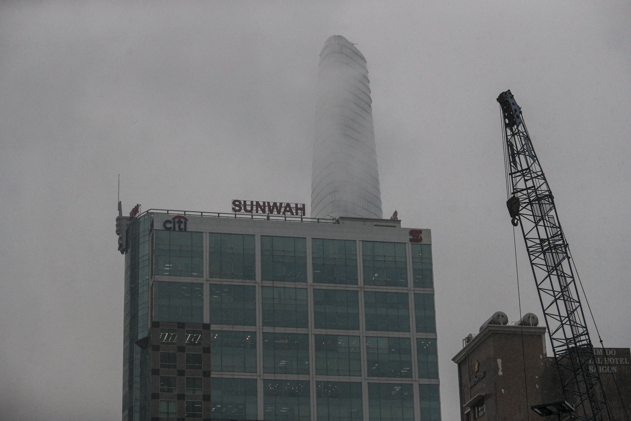 mua trai mua tphcm anh 5