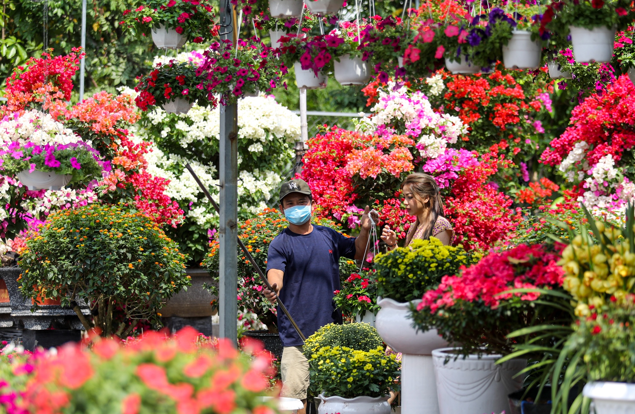 ban hoa e am ngay tet o TP.HCM anh 12