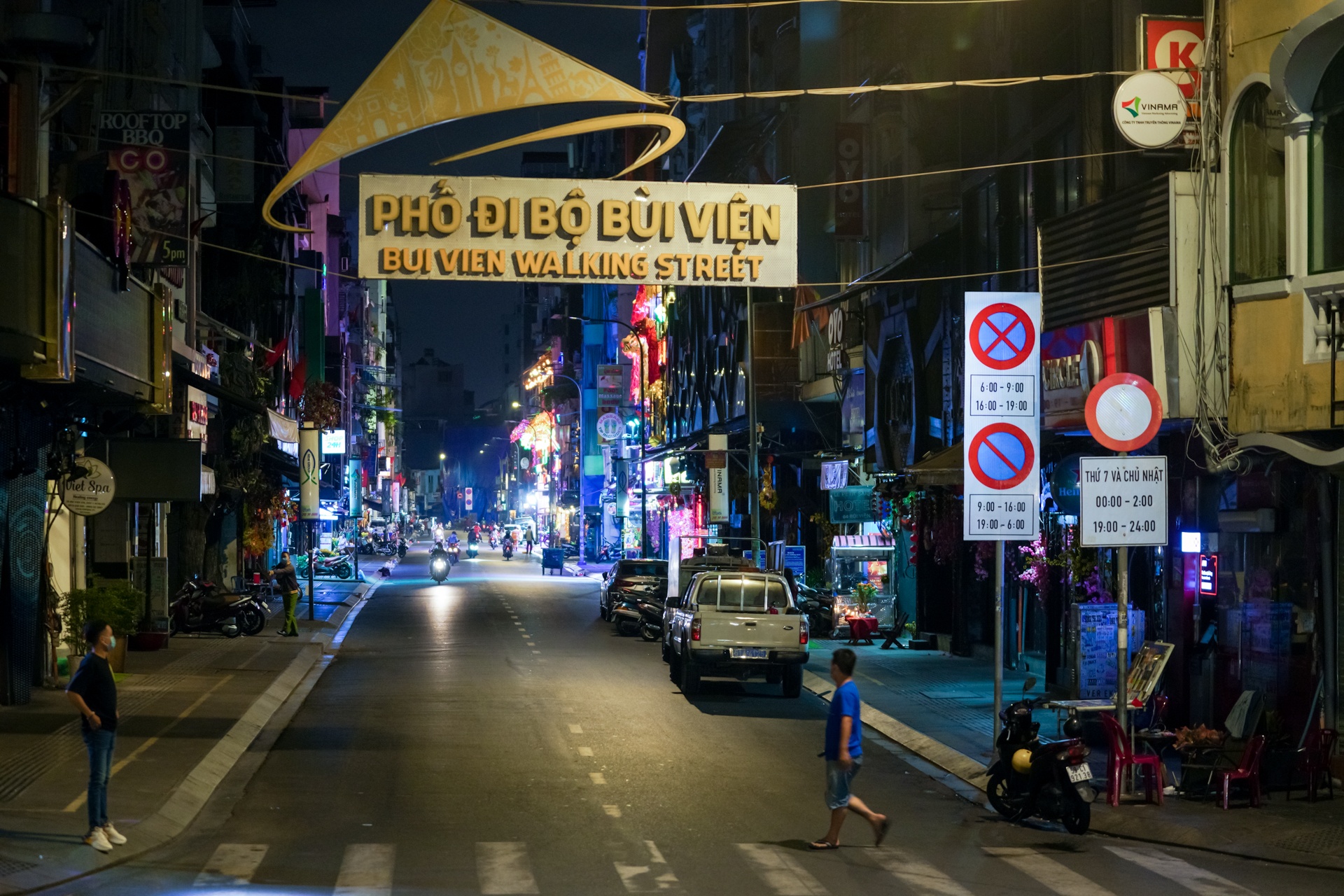 Canh vang lang o TP.HCM dem giao thua anh 4