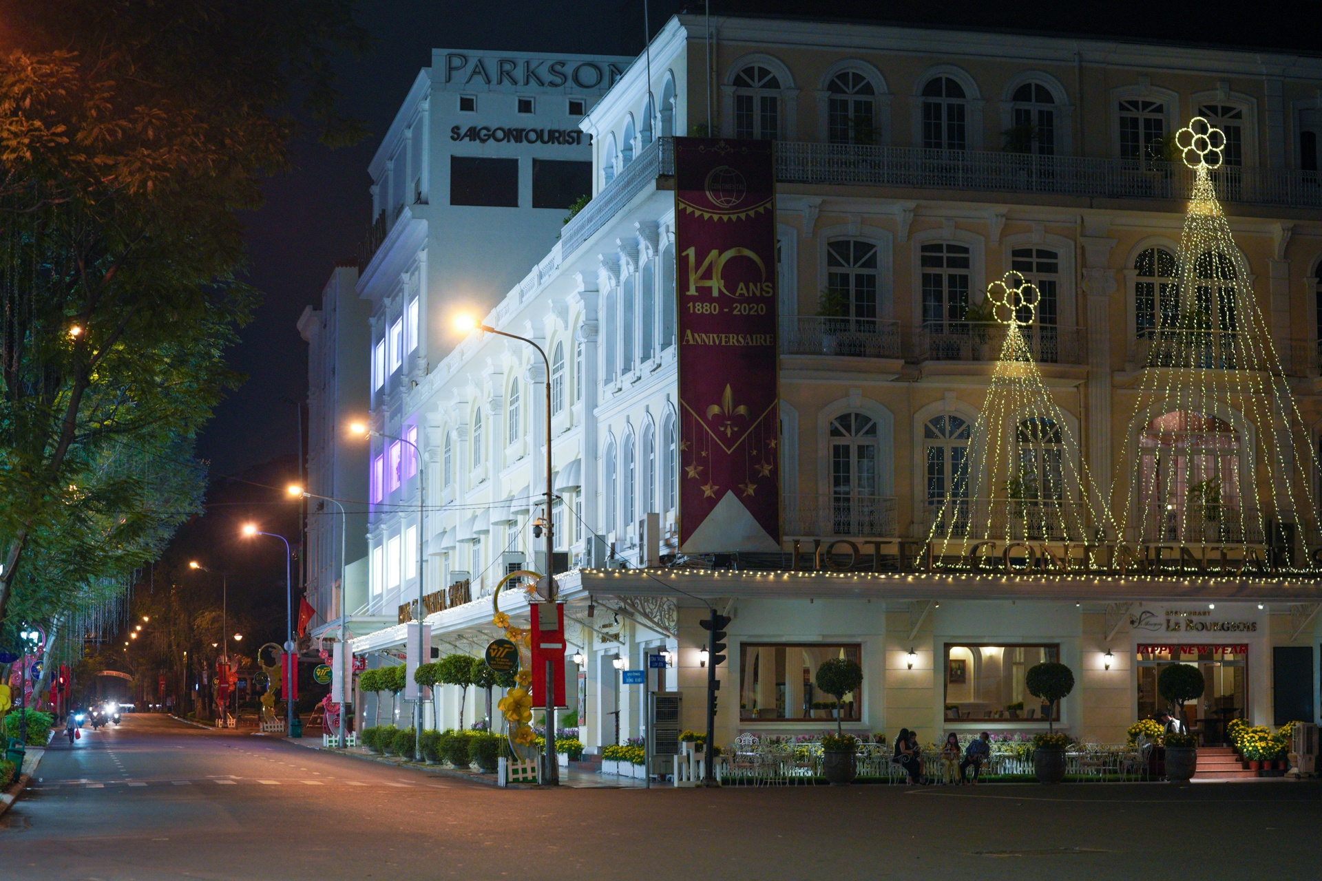 Canh vang lang o TP.HCM dem giao thua anh 7