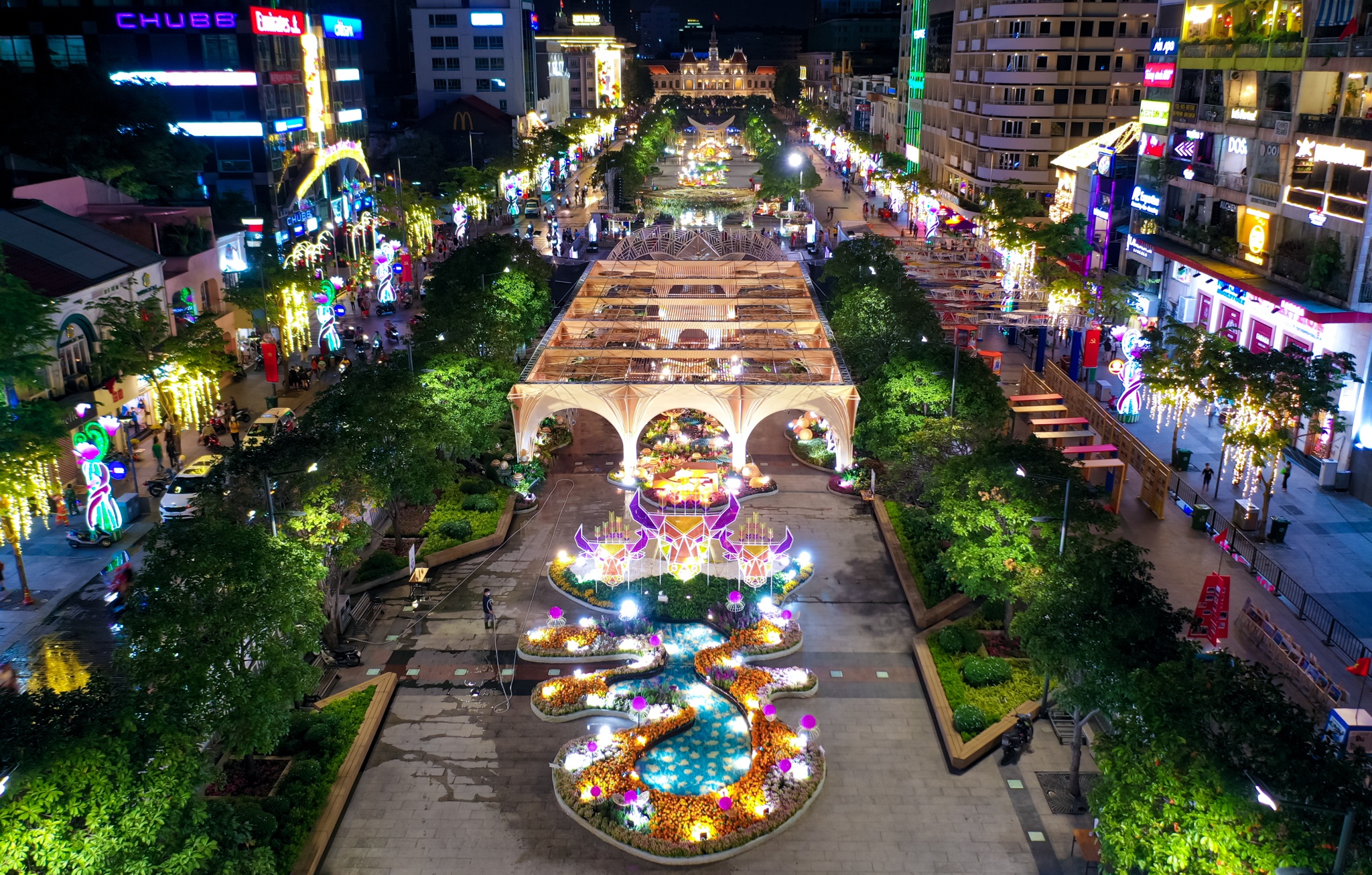 Canh vang lang o TP.HCM dem giao thua anh 1