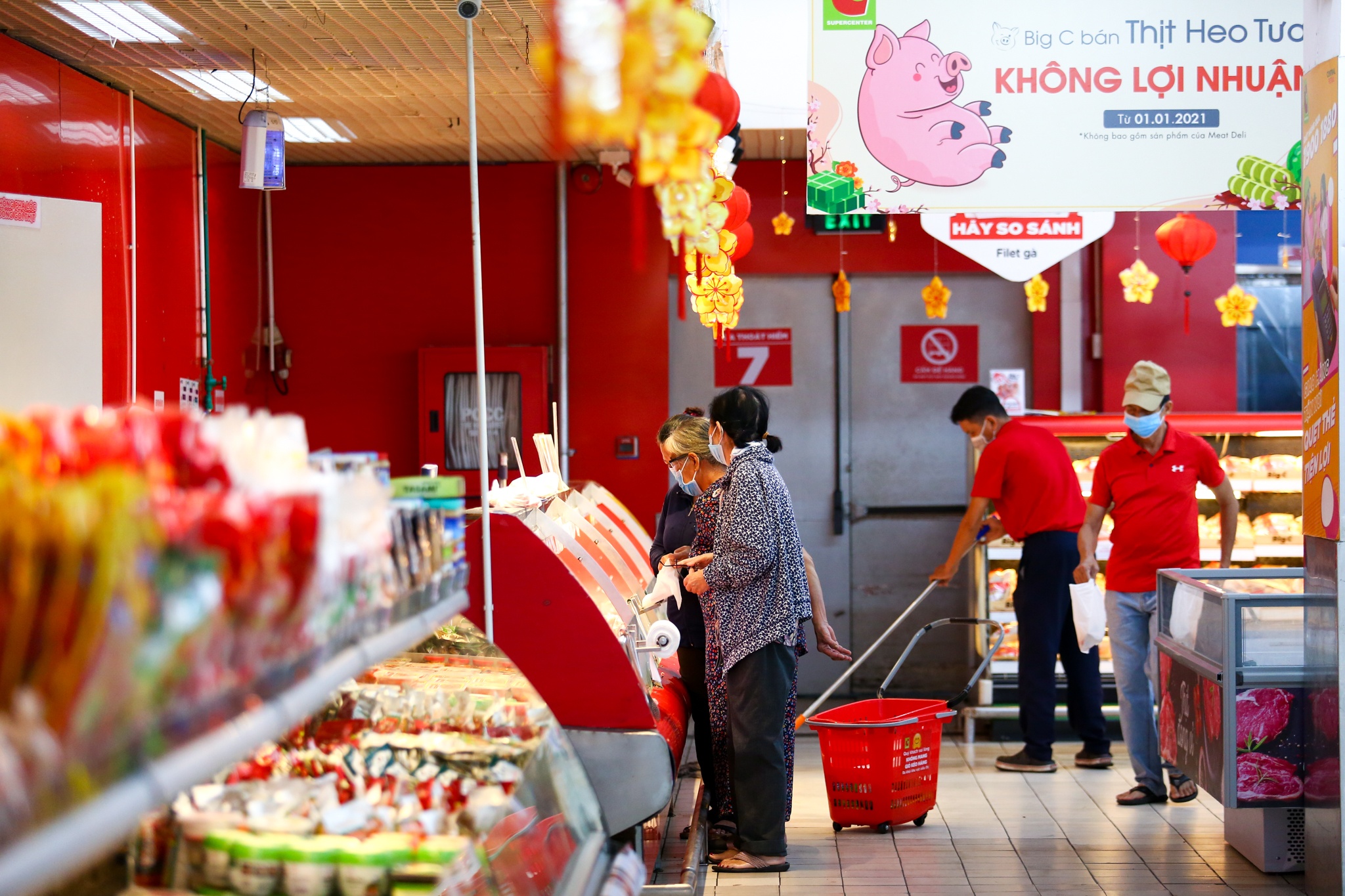 sieu thi vang ve mung 2 tet anh 3