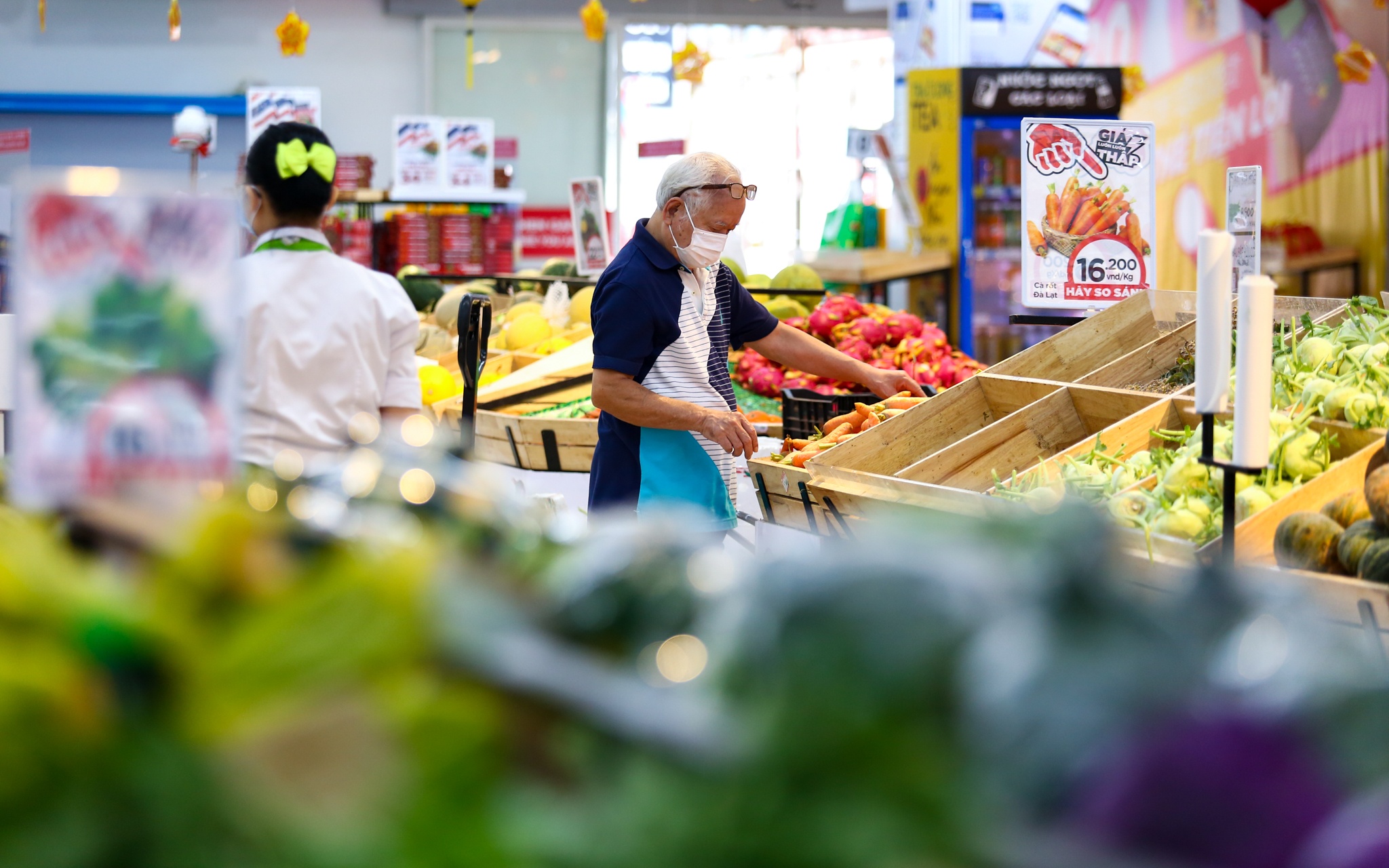 sieu thi vang ve mung 2 tet anh 4