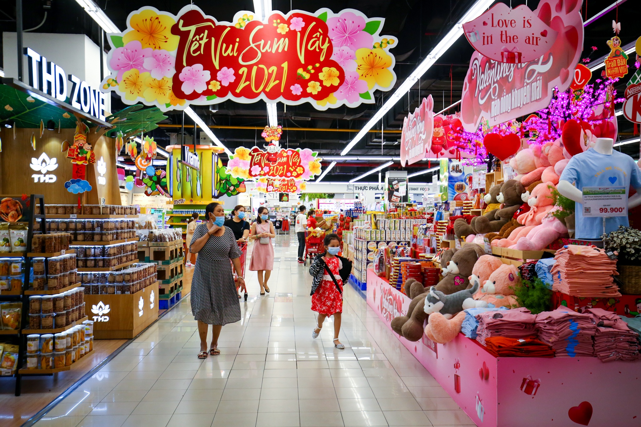 sieu thi vang ve mung 2 tet anh 13