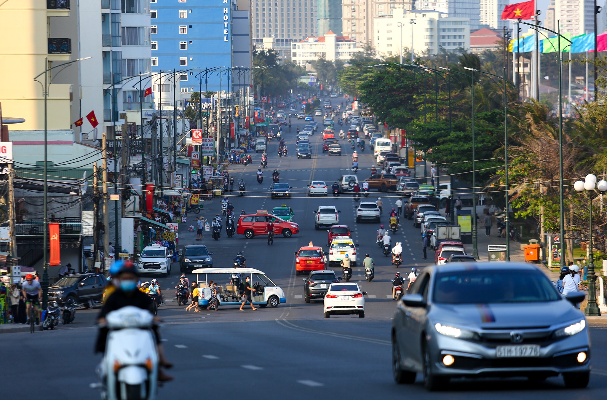 Bien Vung Tau nhon nhip mung 2 Tet anh 1