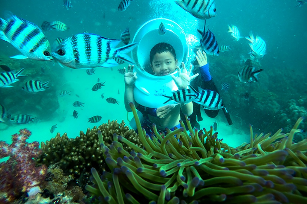 Tour di choi dao, lan bien kin khach du lich o Phu Quoc hinh anh