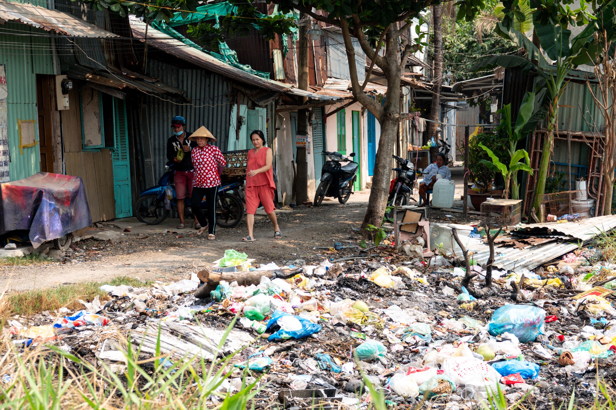Dan song 20 nam canh bai rac thuoc du an treo anh 4