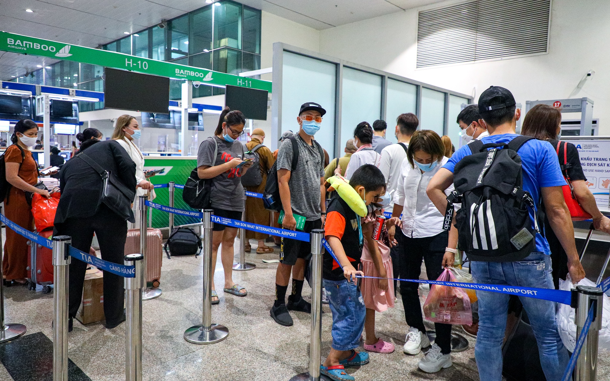 Tan Son Nhat thong thoang le 30/4 - 1/5 anh 2